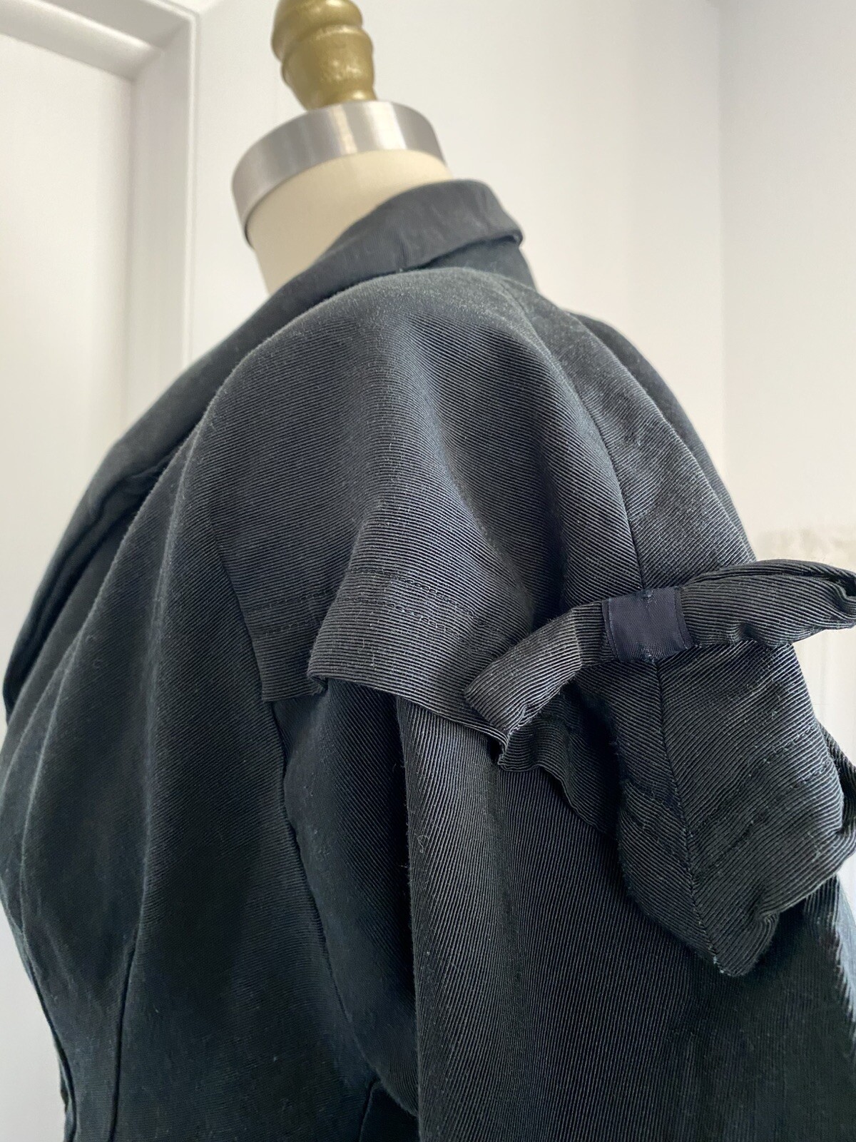 1940s 1950s True Vintage Art Deco Princess Coat Dress w/ Bows Fit & Flare XS