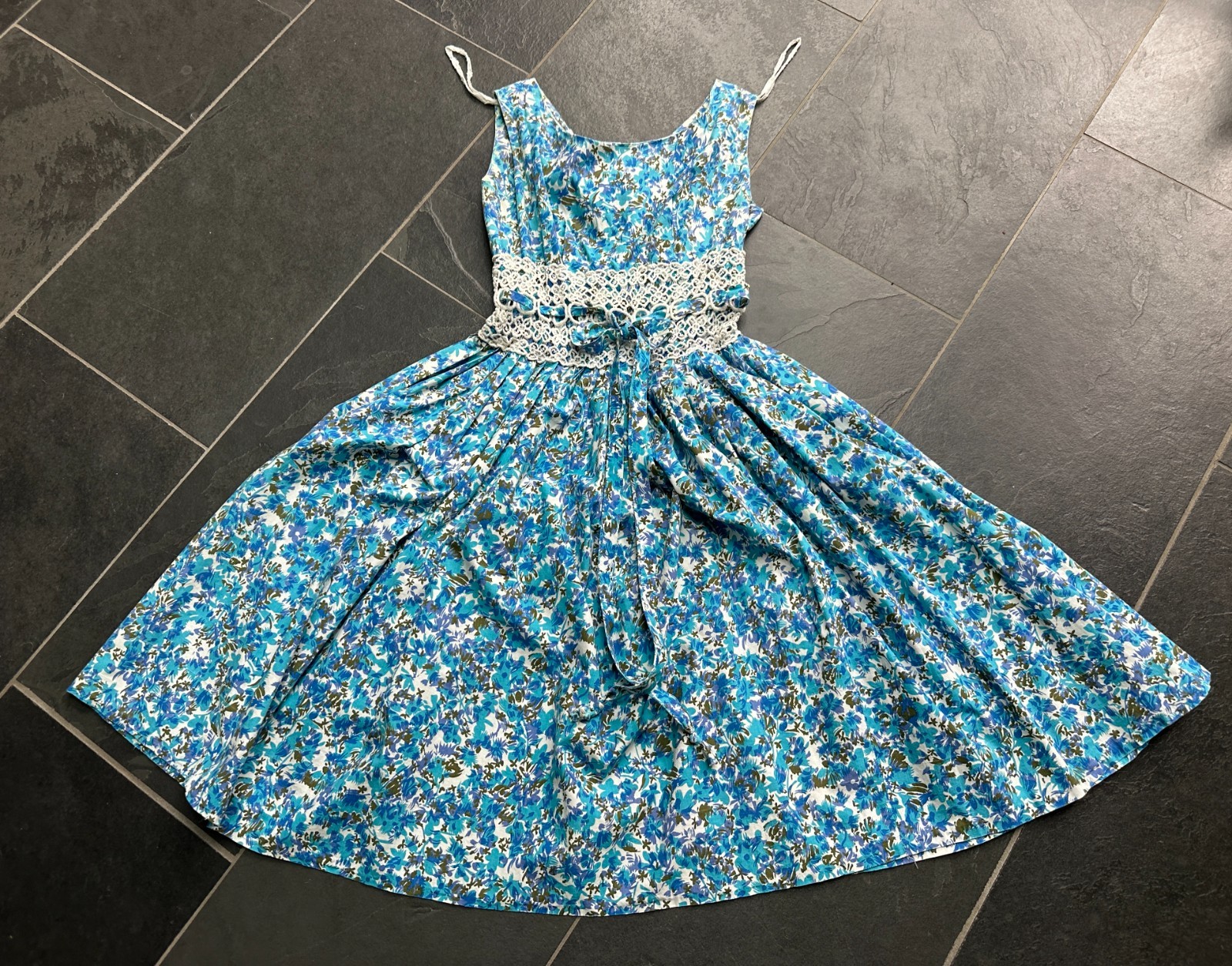 Vintage 1950s Blue White Floral Cotton Sleeveless Dress Jo White Wounded Bird