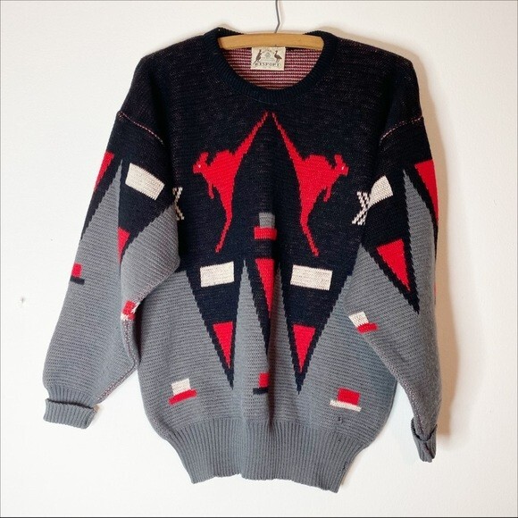 Vintage Women’s 1980s Hysport Australia Kangaroo Wool Sweater Size 16