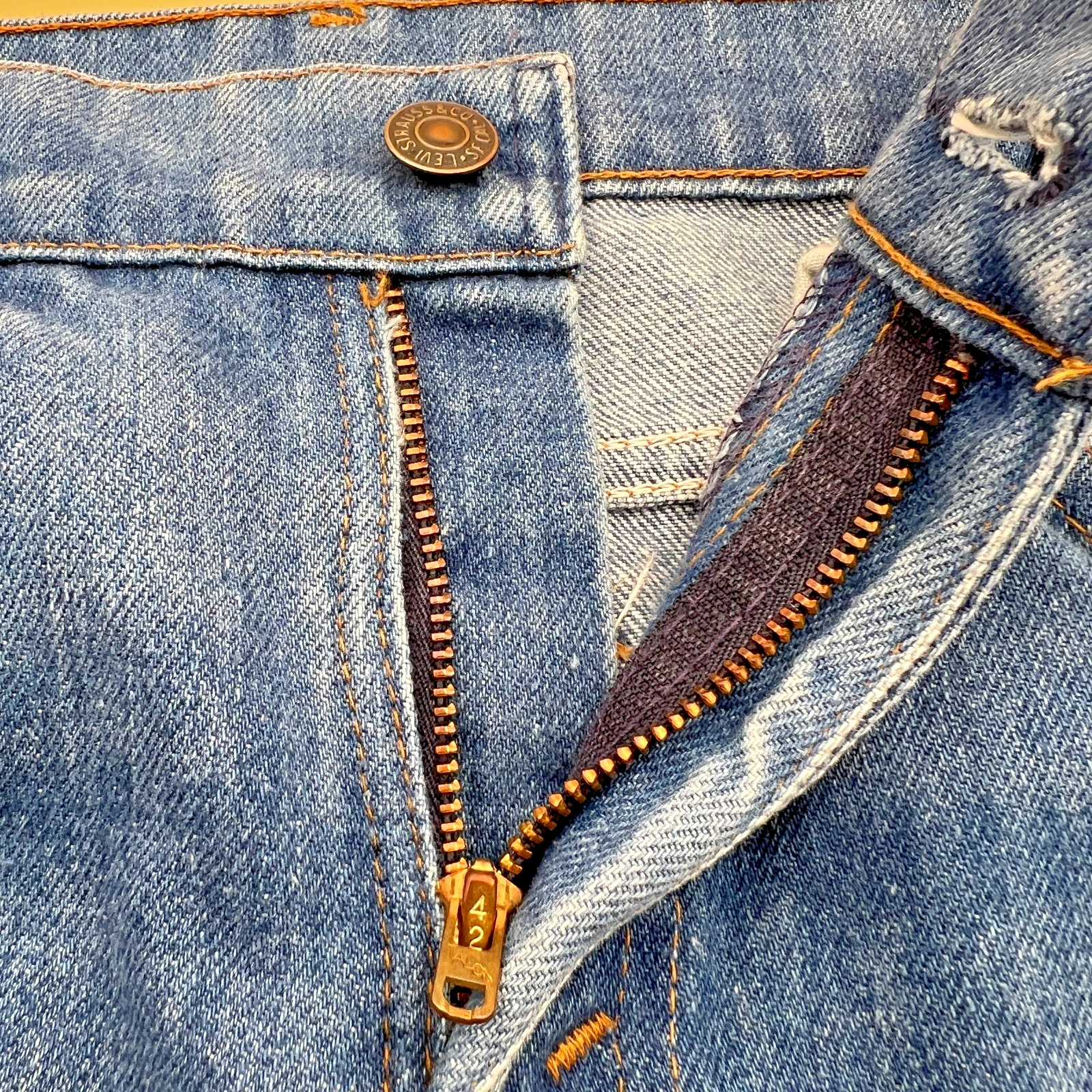 Vintage 70s Levi’s 689 Orange Tab Flare Bell Bottom Talon 42 W26 L31 (Fits L27)