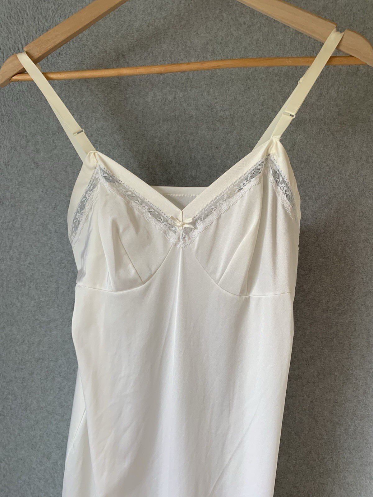 VTG LORRAINE Full Slip Dress Antron III Shaped Open Lace Cups White Tall 34