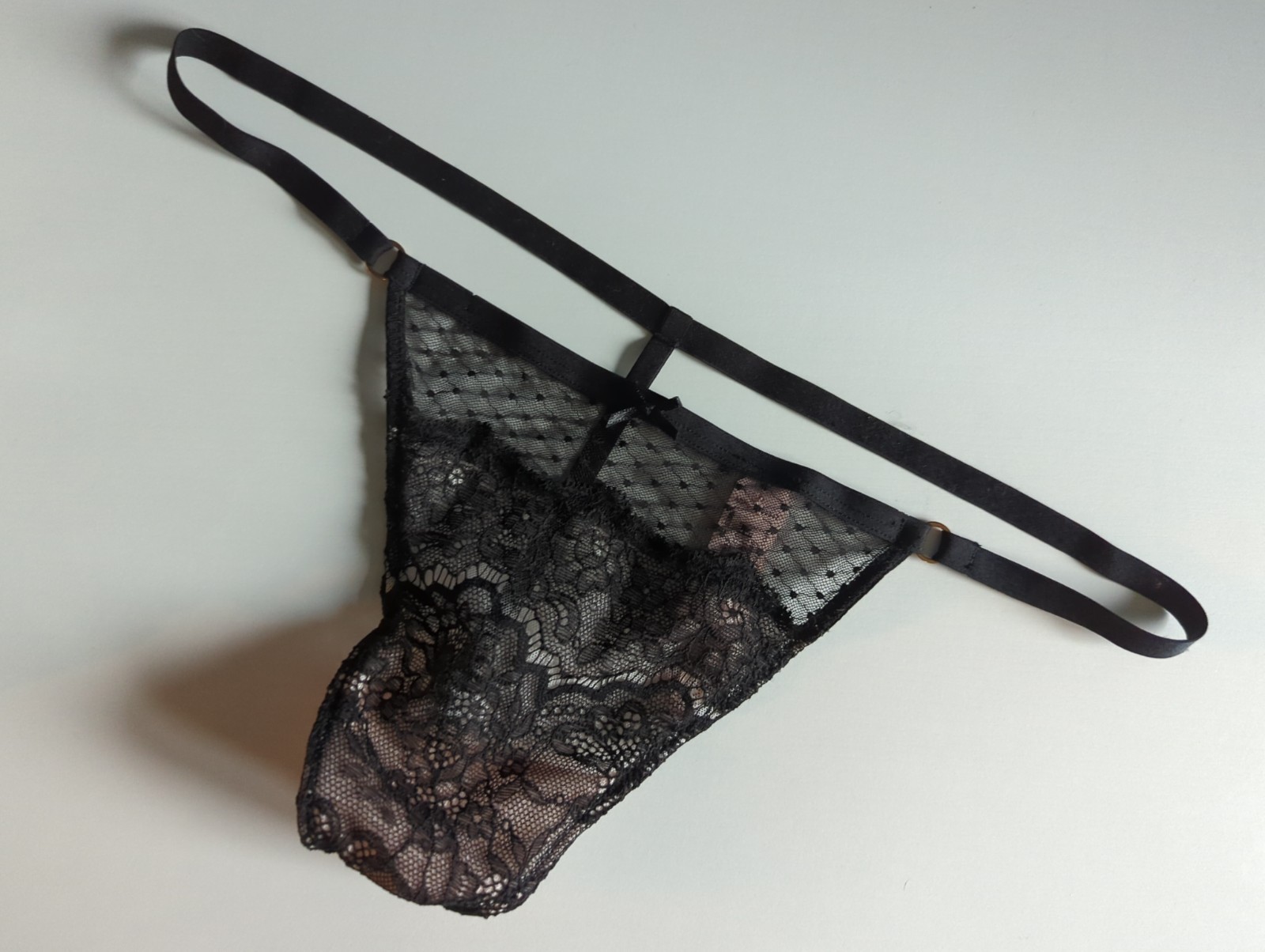 Vtg Victoria’s Secret Nylon THONG V String L Panties NOS NWT Y2K HTF Retro Style