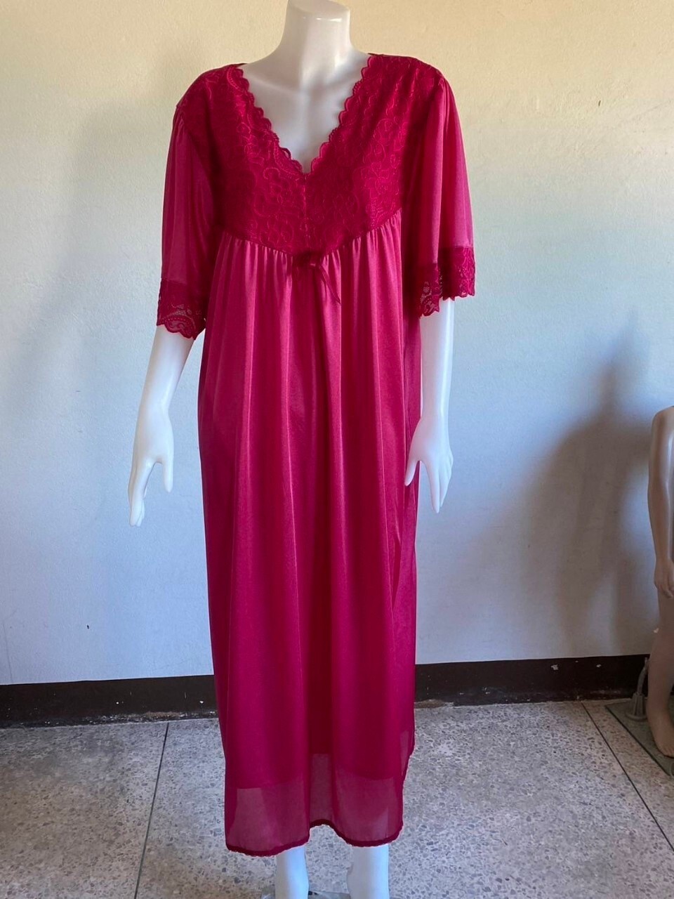 Woman Vintage Pajamas Nylon Short Sleepwear Nightgown Soft lace Dress Slip New