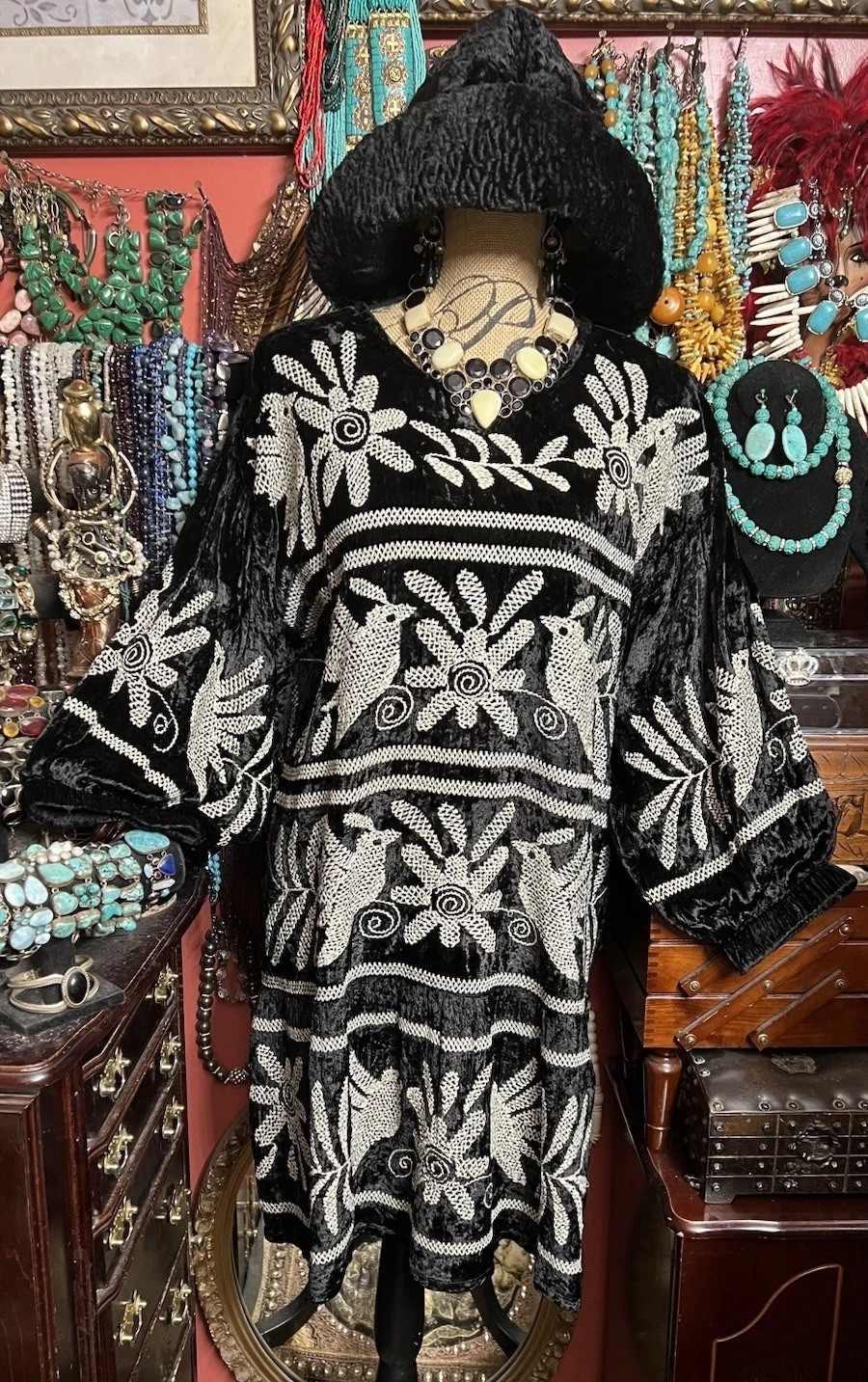 Beautiful Sister Mary Oaxaca Black Velvet Dress With White Embroidery M/L