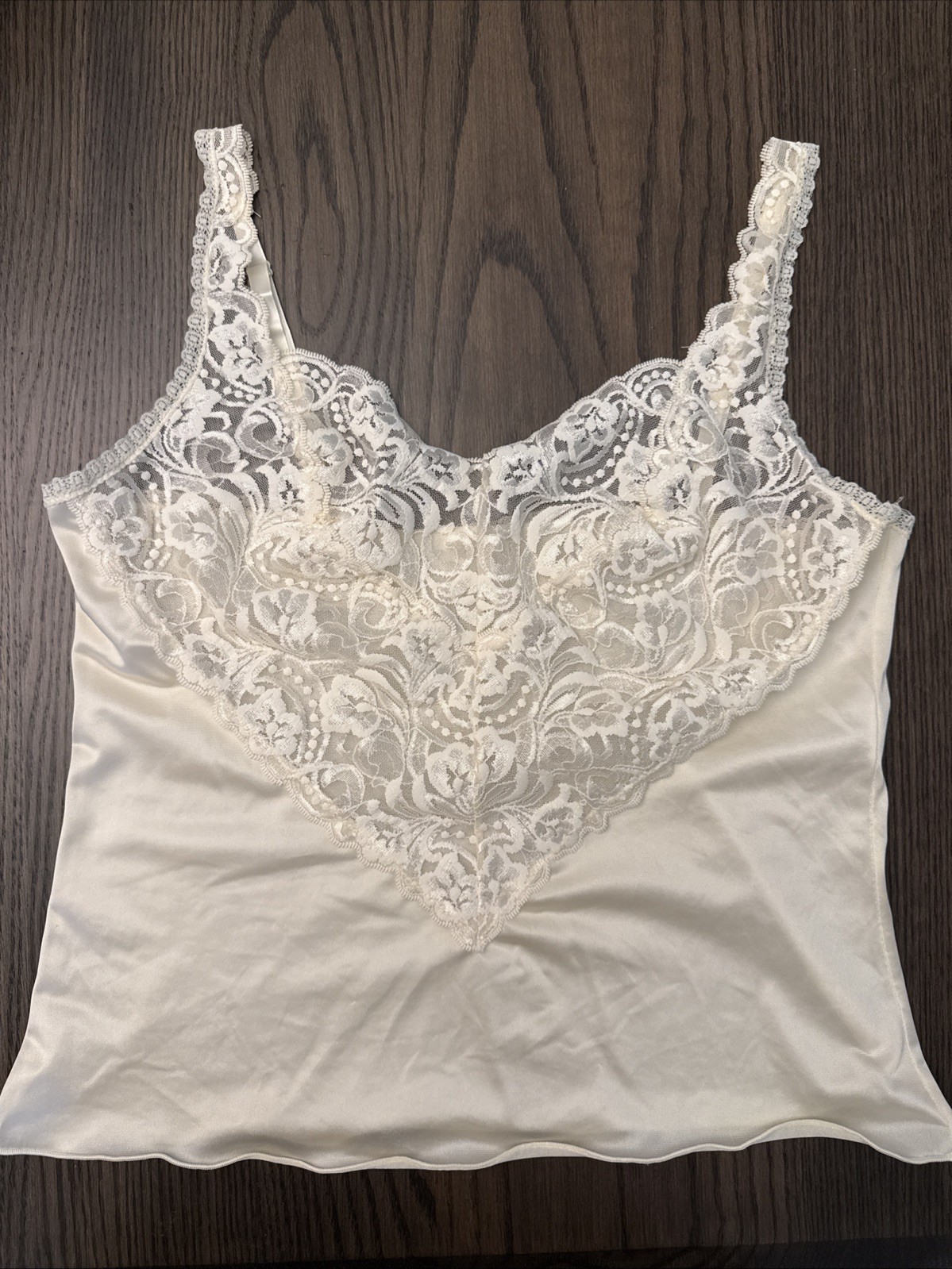 Vintage Vanity Fair Y2K Silky Lace Cami Camisole Top Size 36/42 Style 17-752