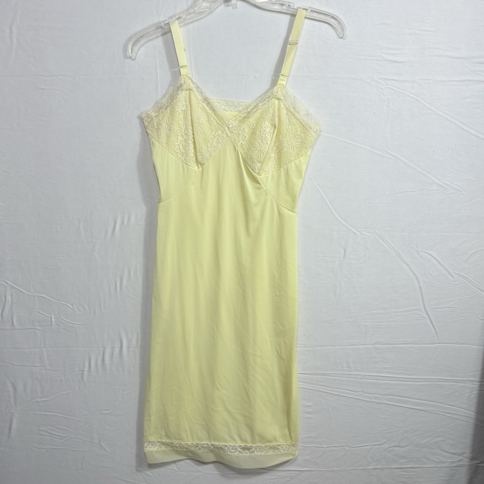 Vintage Rogers Yellow Full Slip Dress 32 Lace Nylon Lingerie Nightgown USA