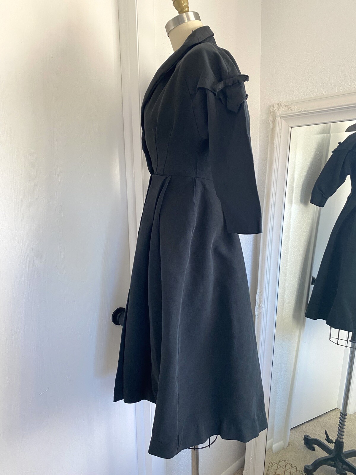 1940s 1950s True Vintage Art Deco Princess Coat Dress w/ Bows Fit & Flare XS