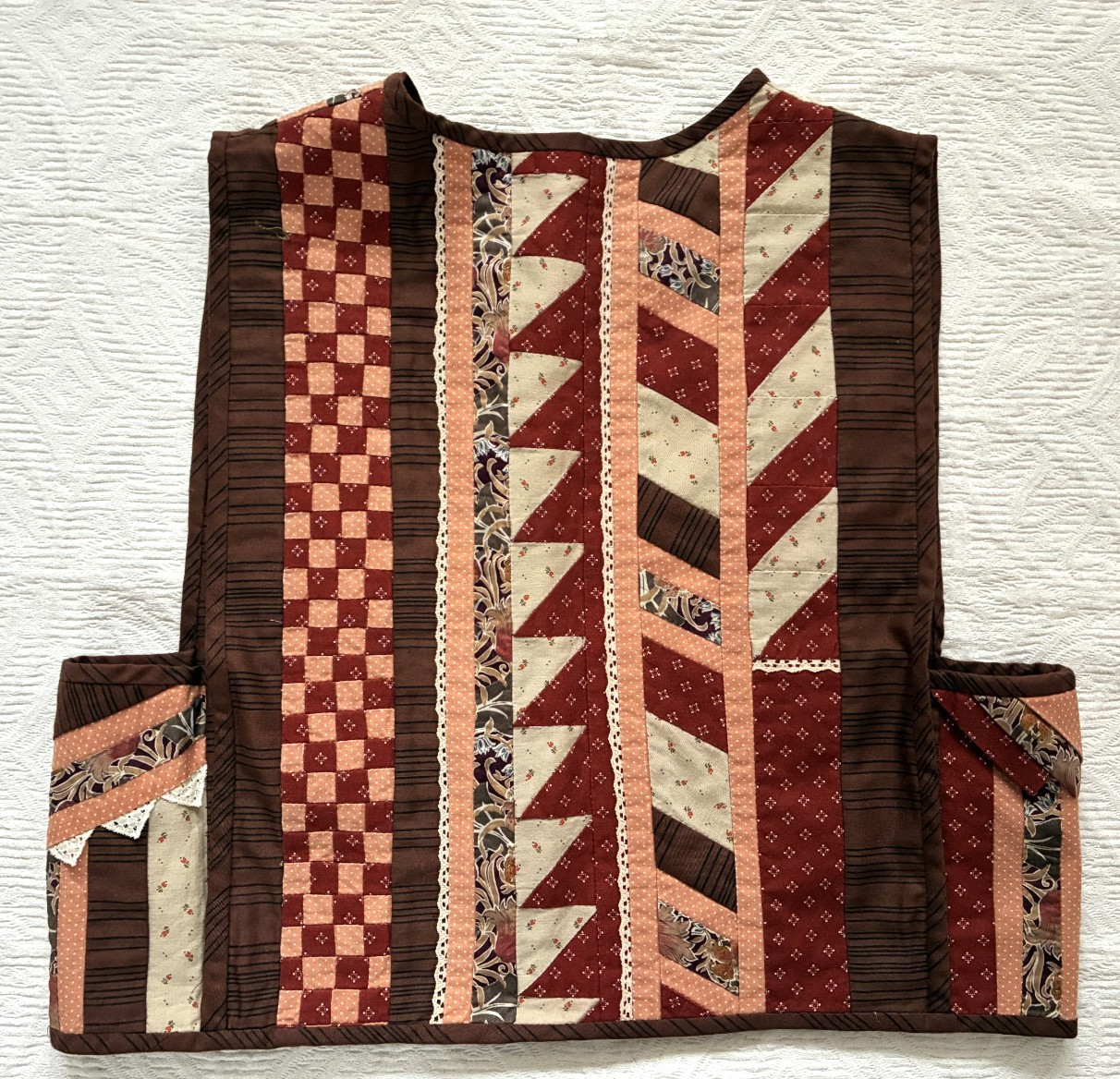1970s Vintage Prairie Style Quilted Fabric Vest Women Browns Rust XSmall