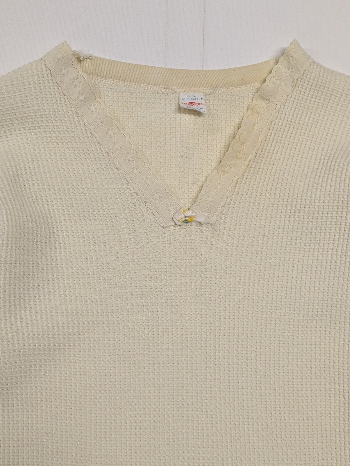 VTG 80s 90s VALENTINES Long Sleeve Top Women’s XL Thermal Waffle Knit Lace Trim