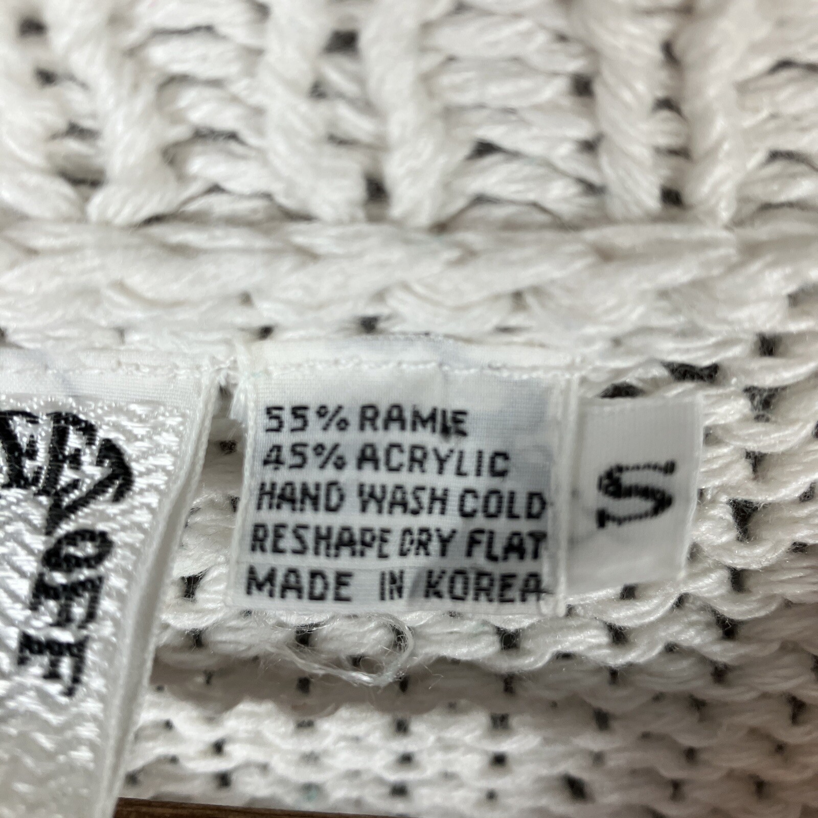 Vintage Chunky Knit Pastel Argyle Diamond Checkerboard Sweater Sz S White 80’s