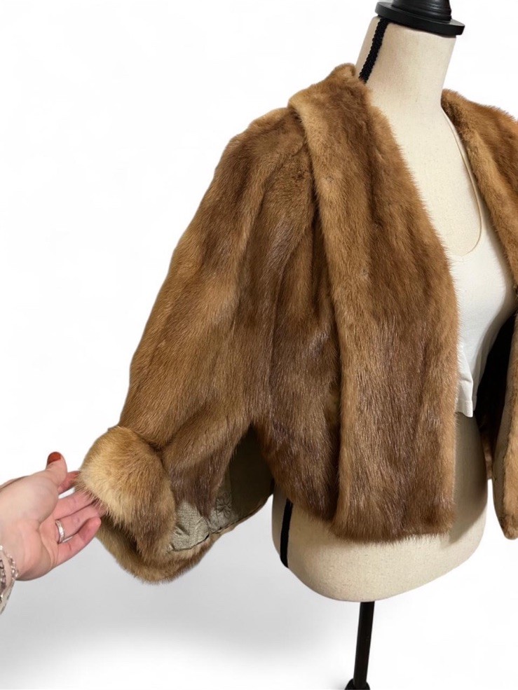 Autumn Haze Brown Mink Fur Jacket – Fur Material, Regular Size Type