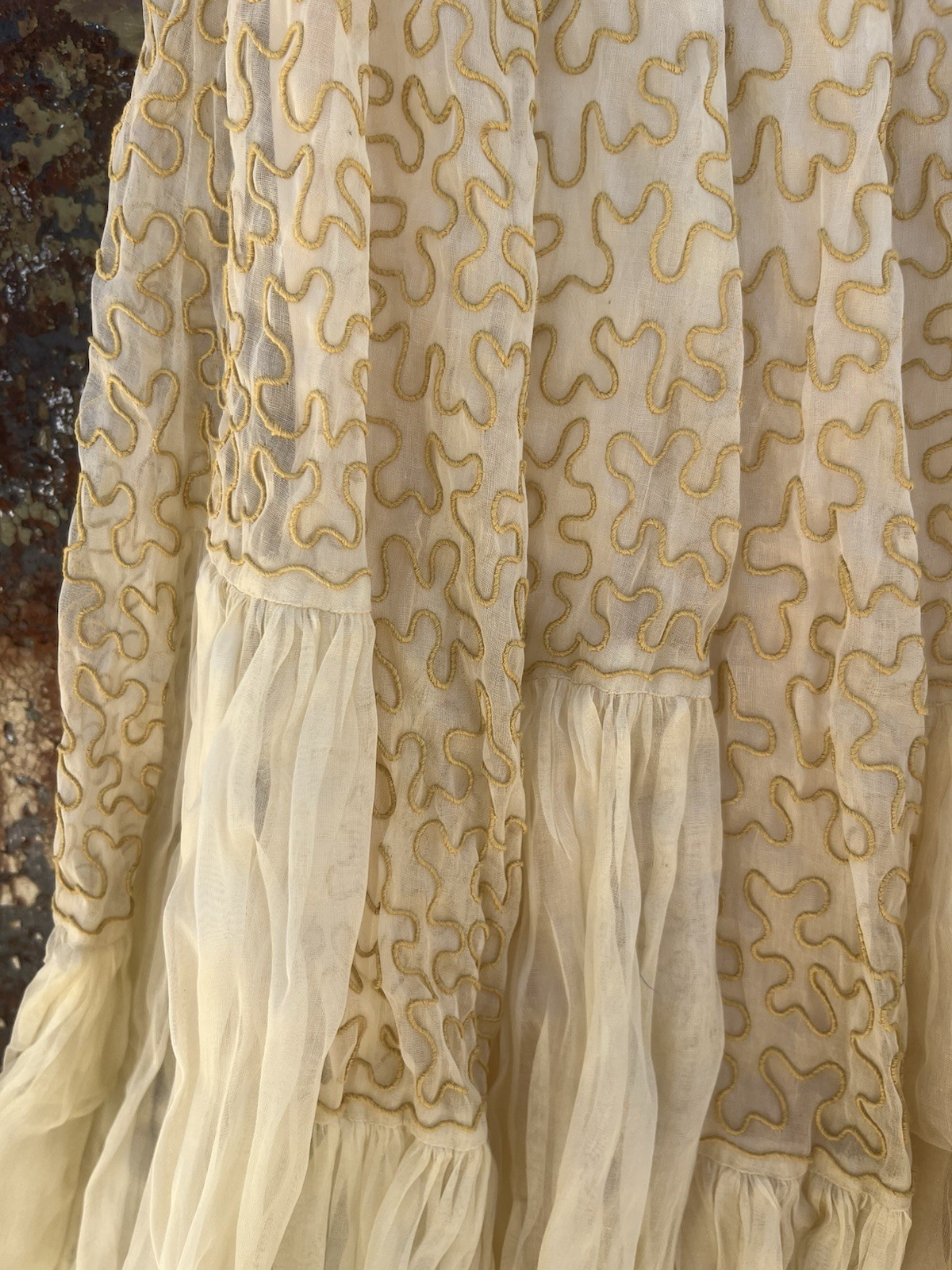 Vintage 40s 50s Mid Century Art Deco Strapless Scallop Bridal Gown Dress XS