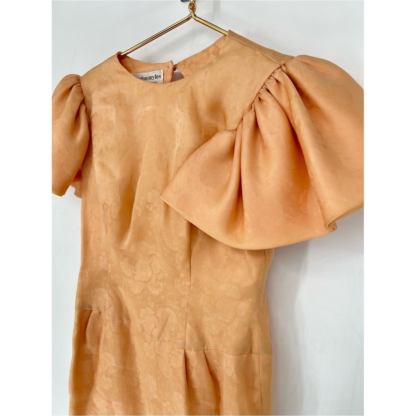 Vintage Morton Myles Silk Open back Peach Puff Sleeve Sheath Dress 10
