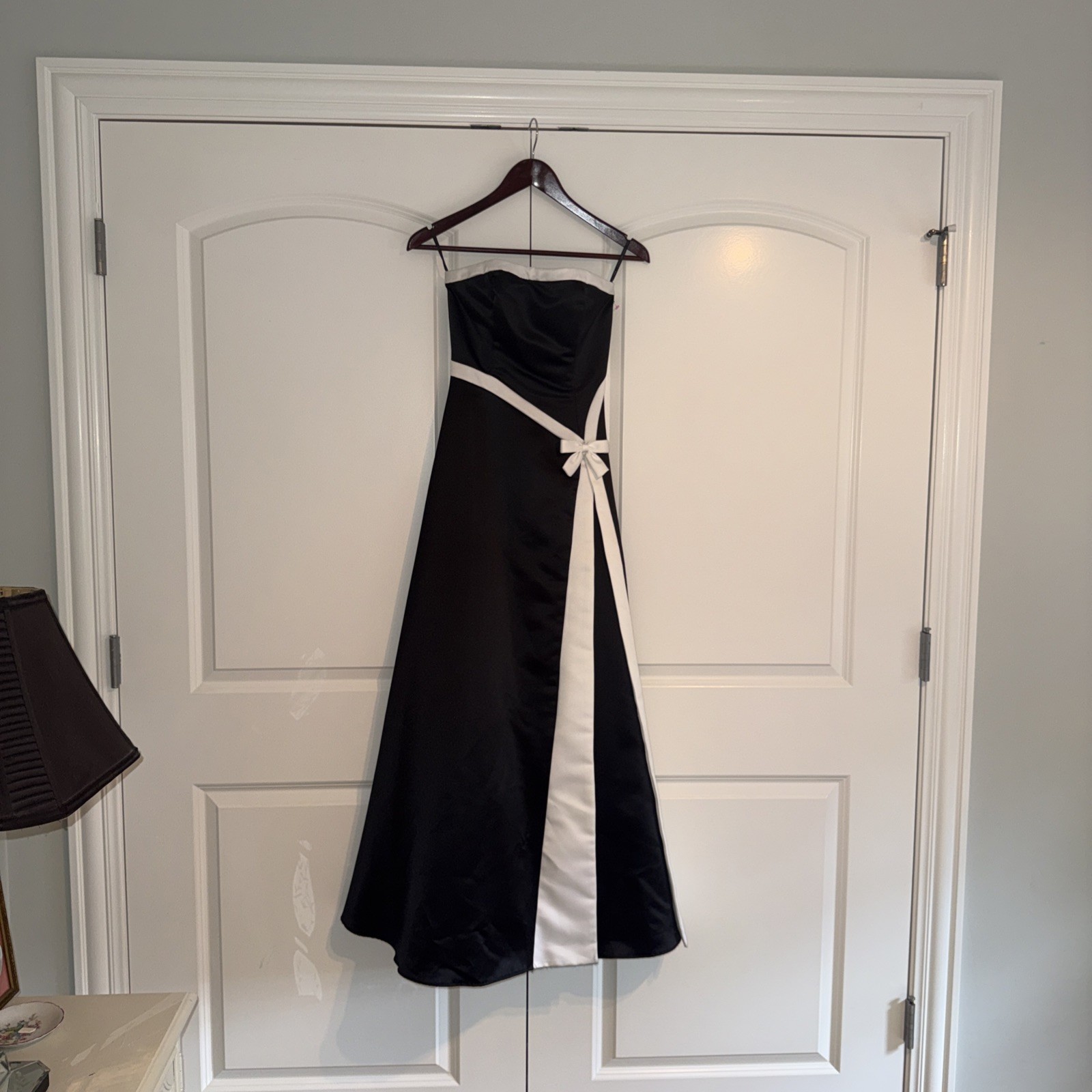 Gunne Sax Jessica McClintock Black White Satin Strapless Formal Dress 1/2