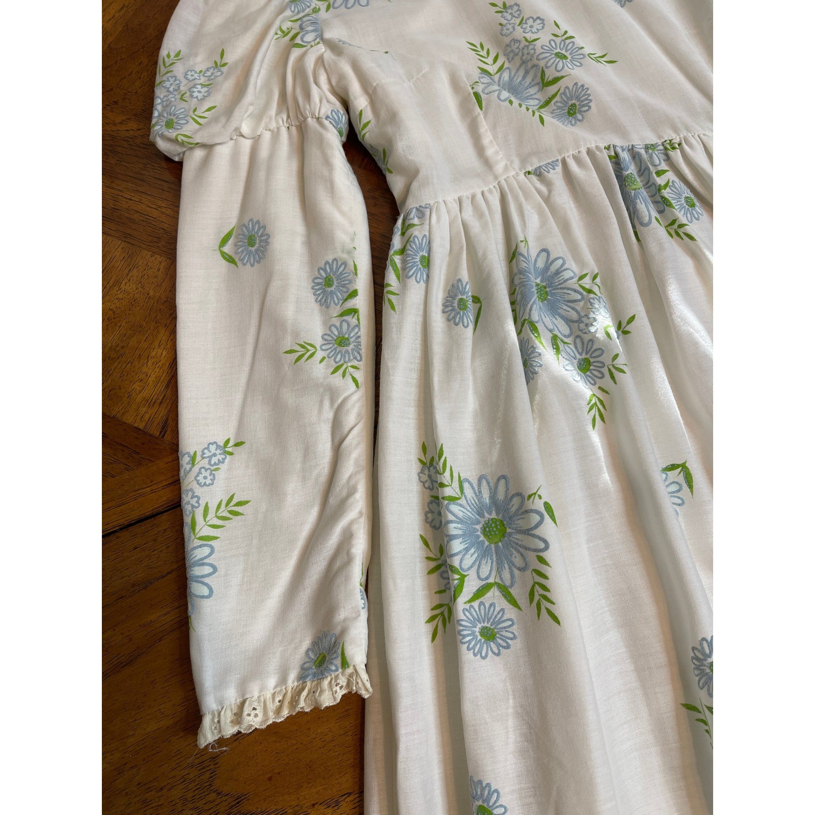 Vintage Prairie Dress White Blue Floral Puff Sleeve Lace Trim Maxi XS