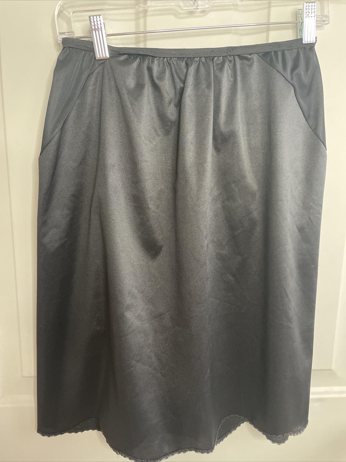 Vtg Vanity Fair Half Slip Pillow Tab Black Large 22 inches nylon sissy EUC