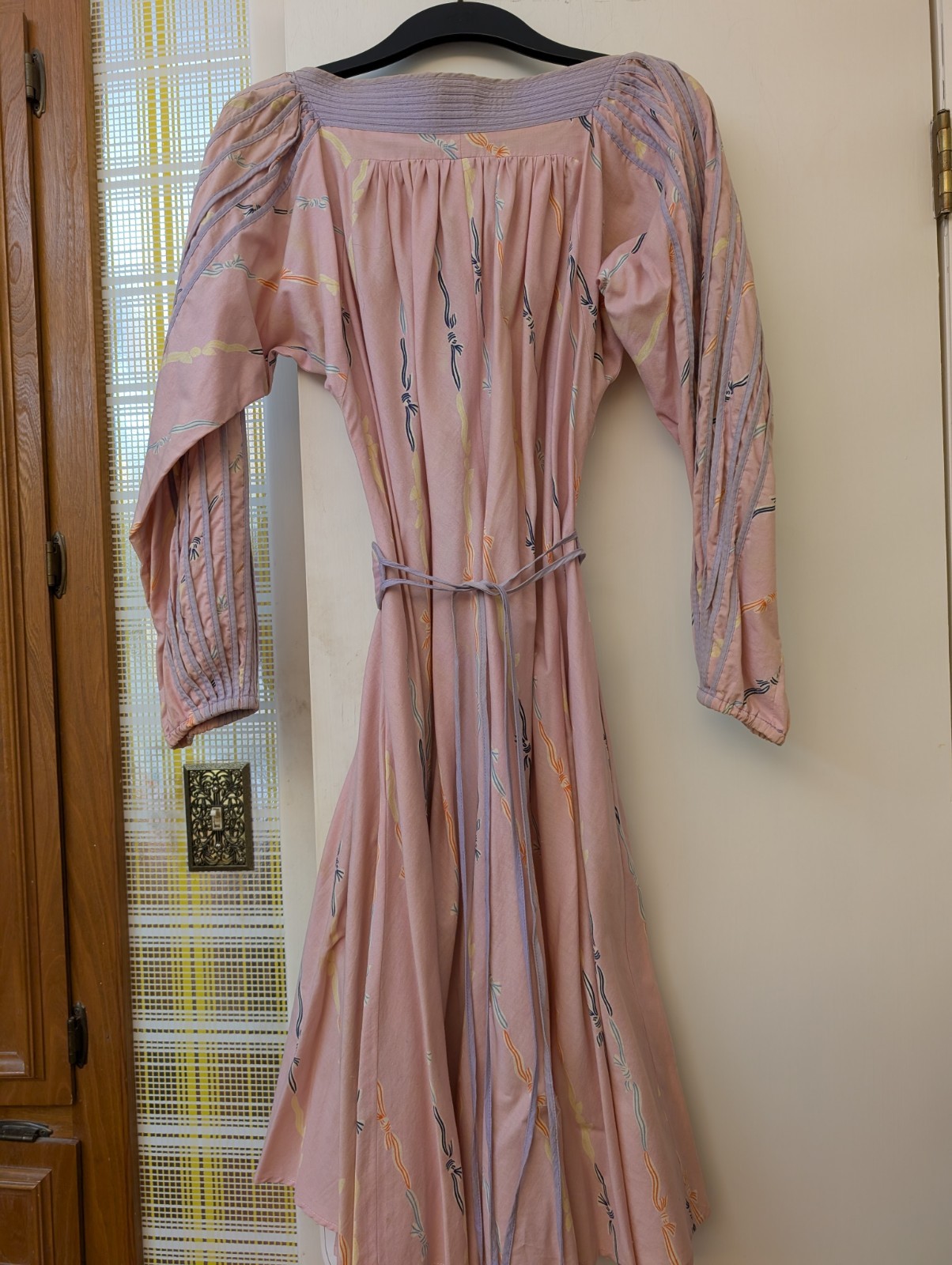Vintage Beautiful Pink Dress With Juliet Sleeves Belt 79 Inches Renaissance