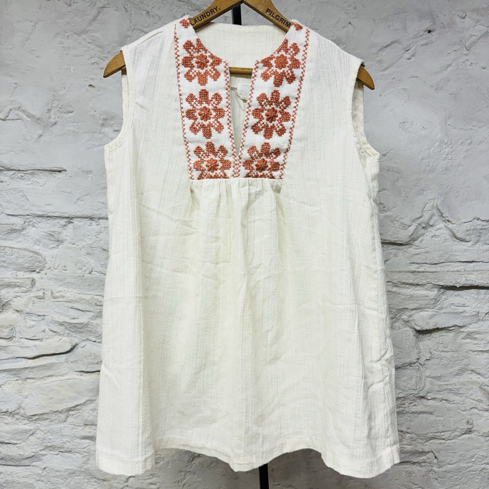 Vintage 1970s White Embroidered Maternity Tunic Top Sleeveless Woven Fabric