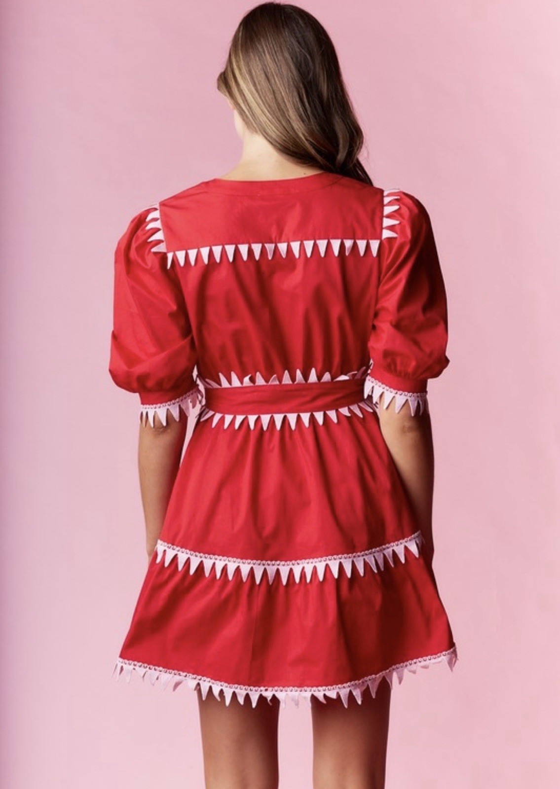 RARETAW,TRIANGULAR TRIM BELTED DRESS.,COLOR RED/PINK,SIZE L.