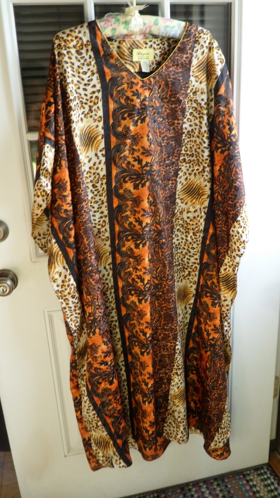 VINTAGE SHAZEIN ANIMAL PRINT 100% POLYESTER LADIES KAFTAN–ONE SIZE