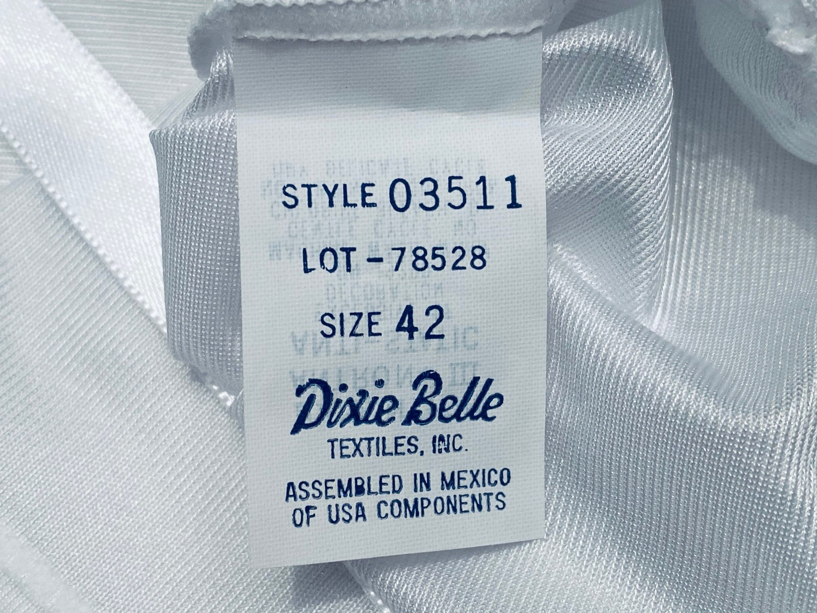 Dixie Belle Style 03511 Women’s White Laced Adjustable Strap Camisole Sz 42 Vtg