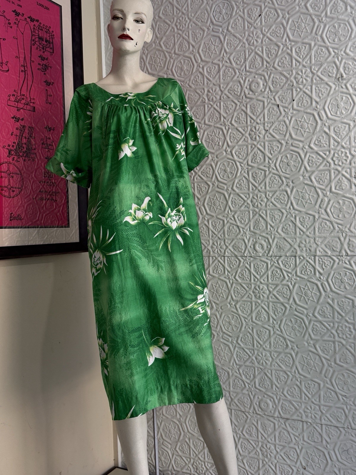 Vintage hawaiiian dres muumuu green floral summer lounge tiki
