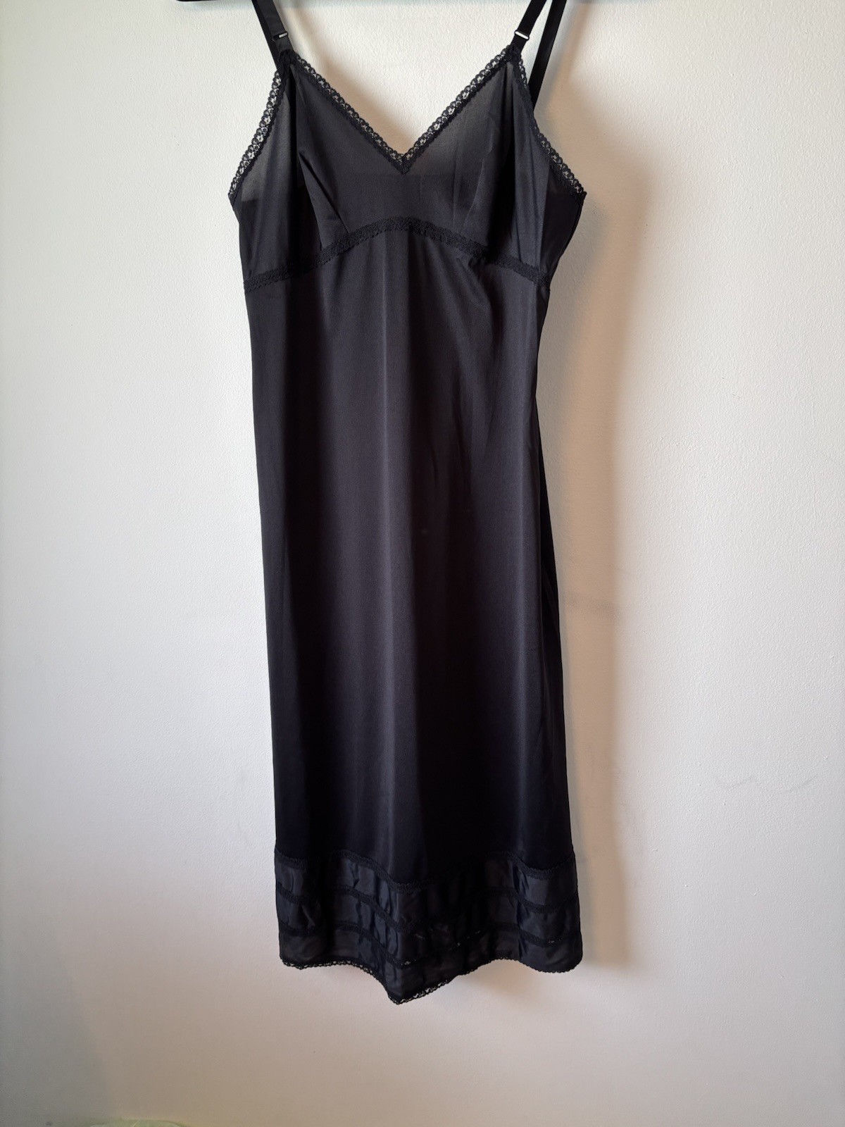 Vintage Lorraine Black Full Slip Dress Lingerie Dark Fairy Lace Size 34 Tall