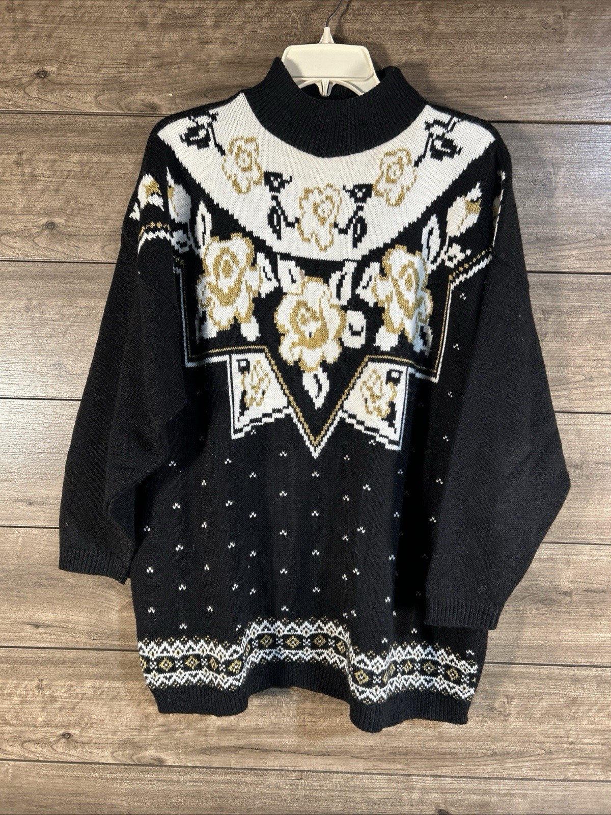 VTG Plus Size Sweater 90s GrandmaCore Black/White/Metallic GoldPullover 52”Chest