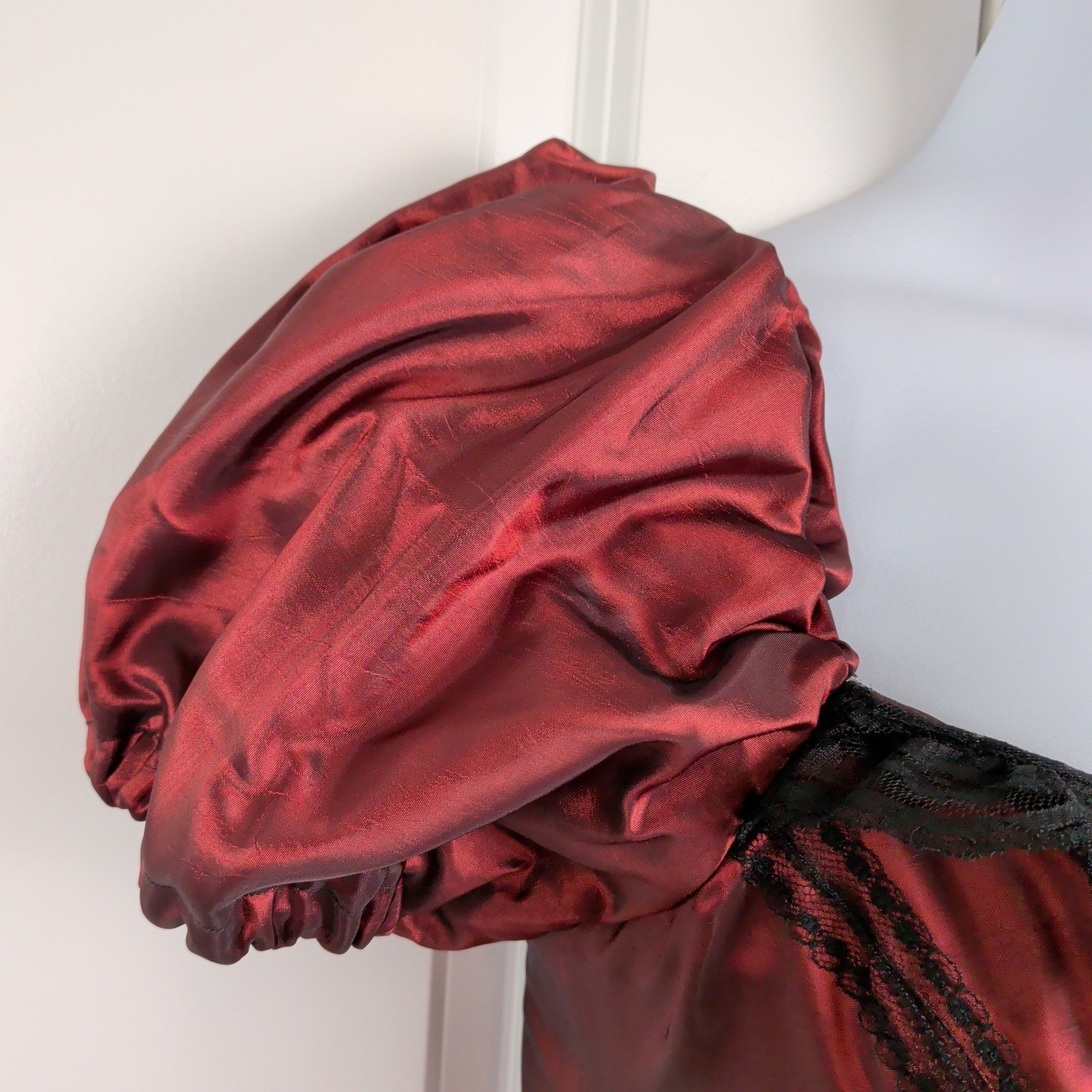 Red Victorian Goth Renaissance Lace Up Corset Dress Puff Sleeve Black Lace Trim