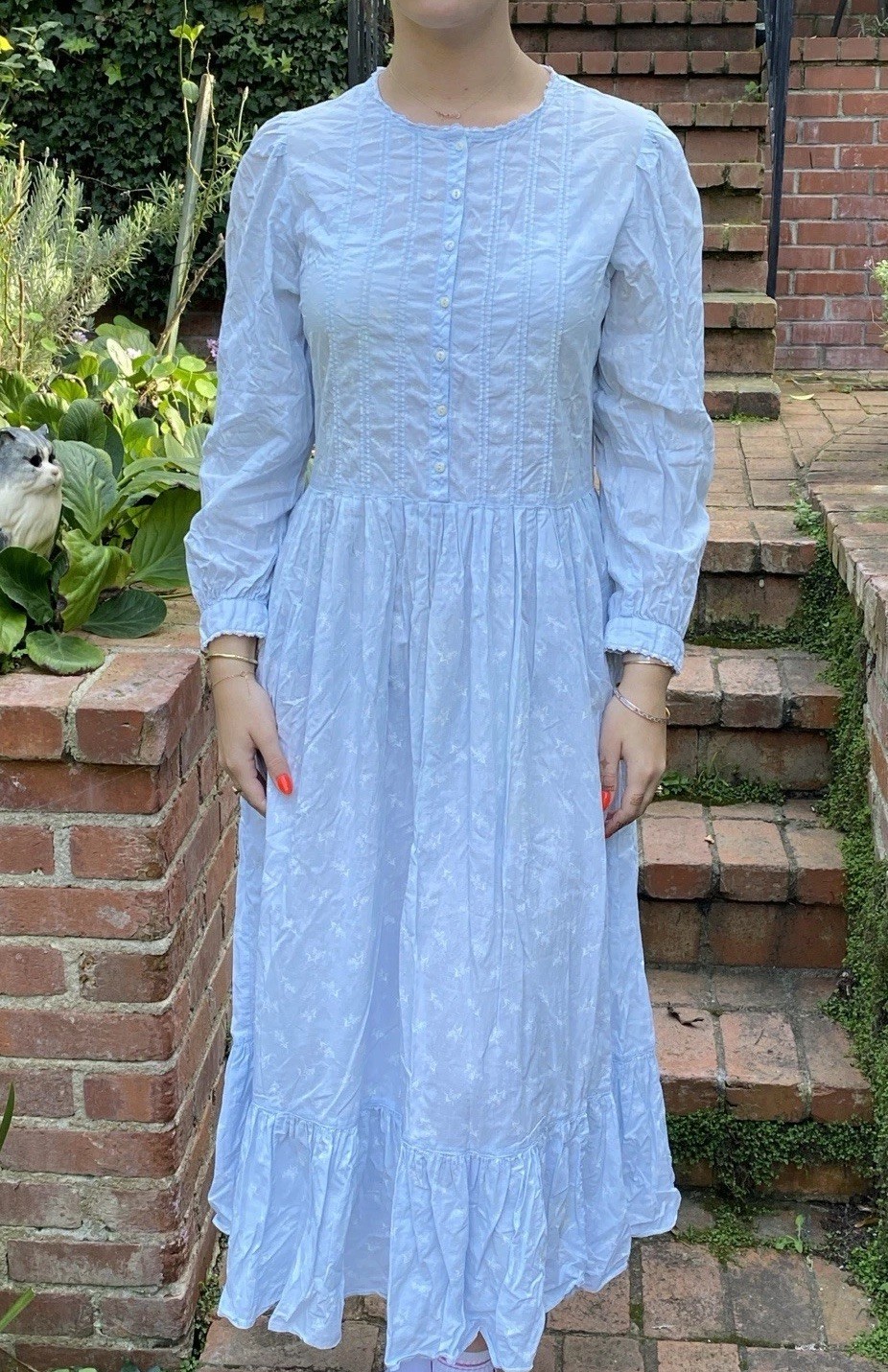 Vintage Eileen West Queen Anne’s Lace M 100% Cotton Pintuck Nightgown Blue