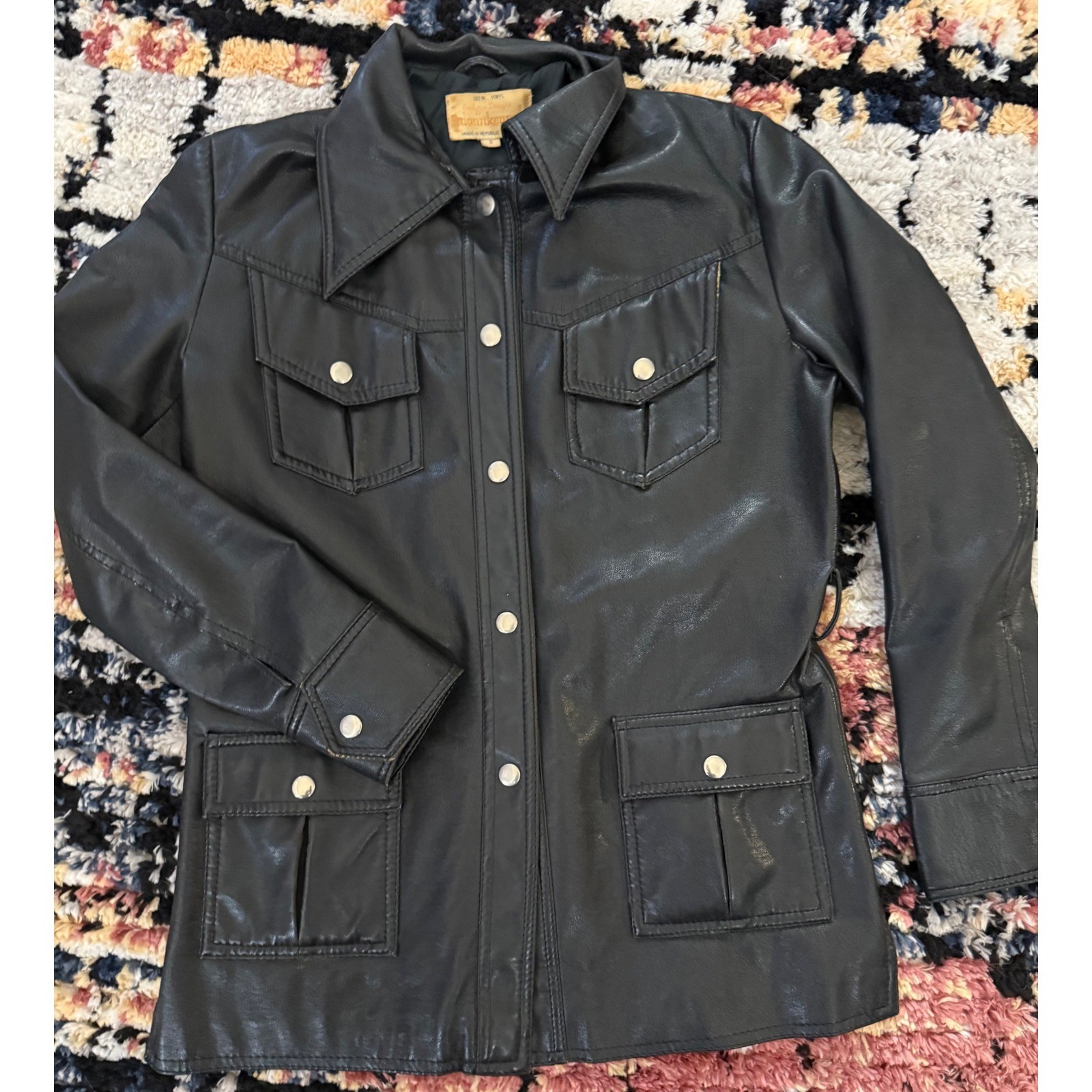 Vintage Giannkenyi Black Vinyl Safari Jacket Womens Small 70s Retro Utility Coat