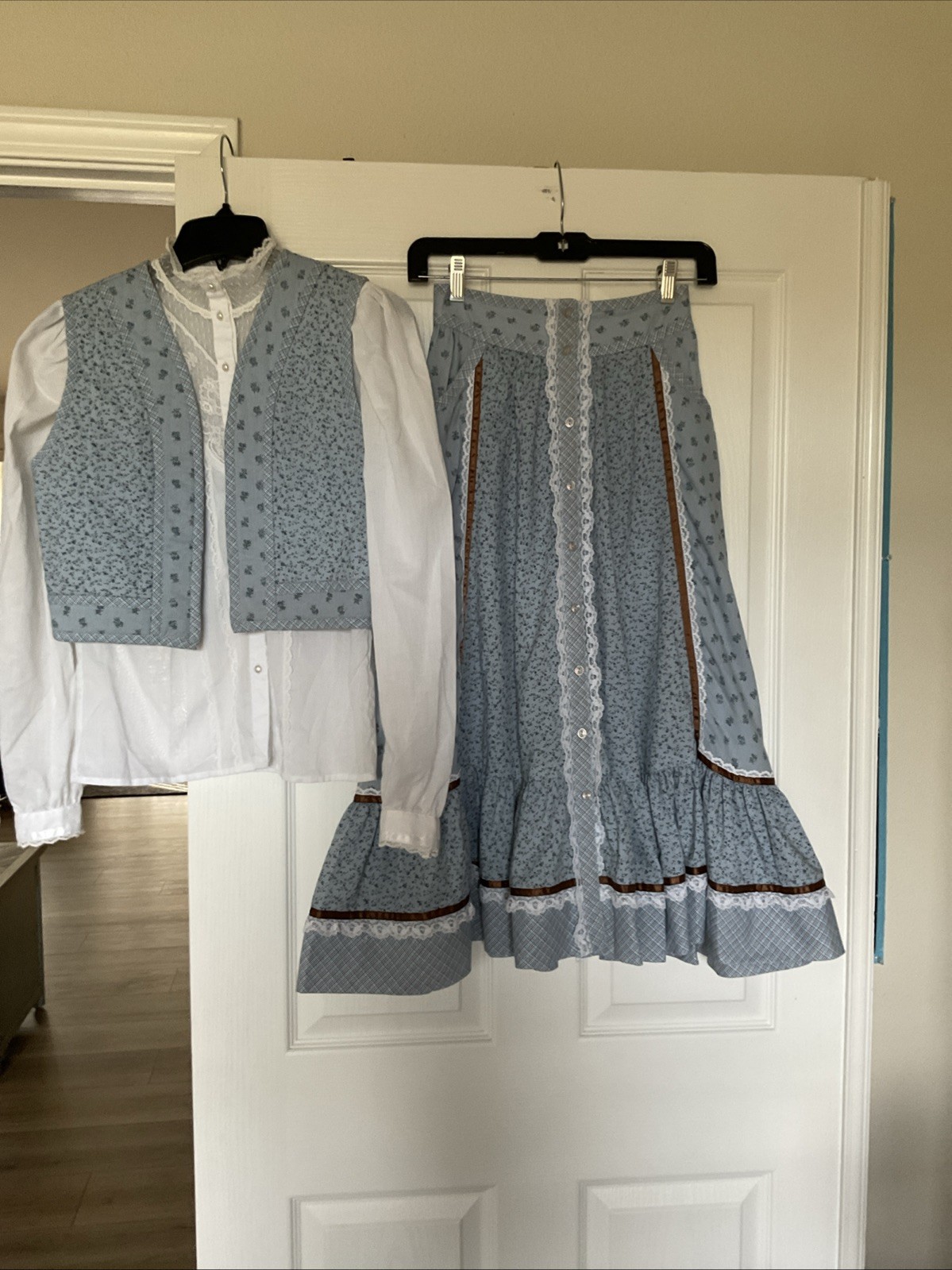 GUNNE SAX PATTERN HANDMADE VINTAGE SKIRT AND QUILTED VEST WITH BLOUSE XS