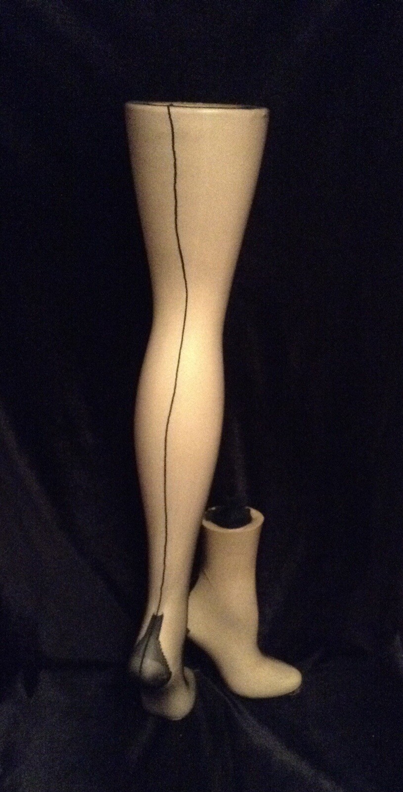 Vintage Style Seamed Shell Heel And Barefoot Stockings 37 Inches Long