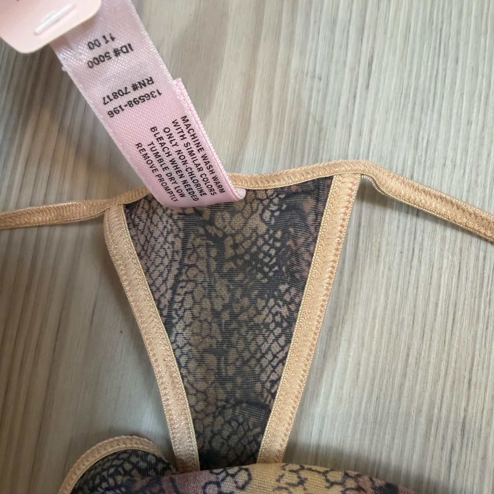 Vintage Victoria’s Secret V-String Thong Small Snakeskin Animal Print Y2K NWT