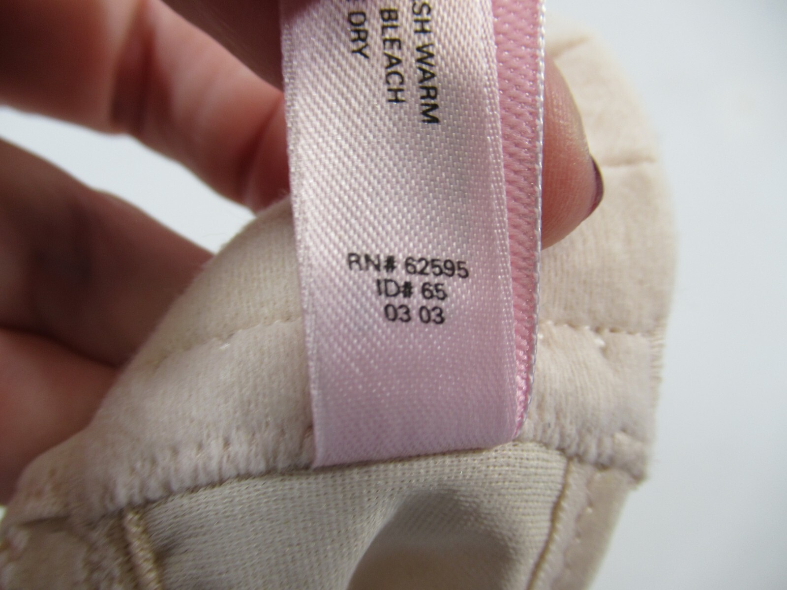 Vintage Y2K Victoria’s Secret Strapless Full Slip 36B Beige Underwire Shapewear