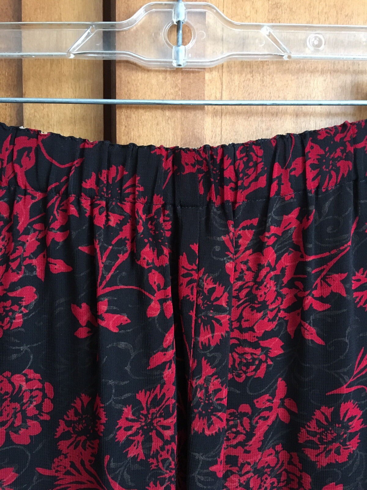 Carol Anderson Collection REVERSIBLE RAYON SKIRT BLACK RED PRINTS Elastic BACK