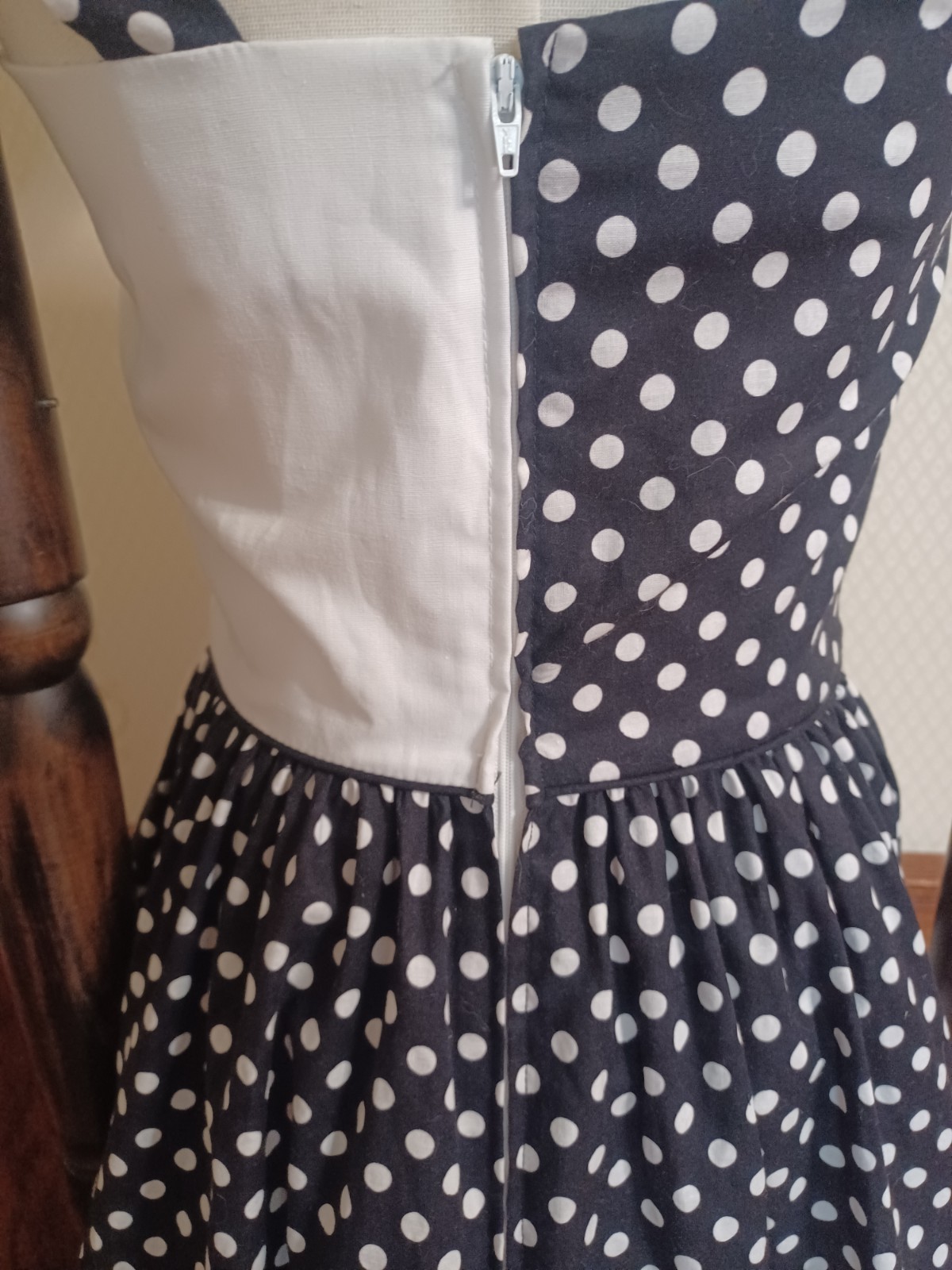 Vintage 1960s/1970s Toni Todd Union-Made Mod Pin-up Black +White Polkadot Dress