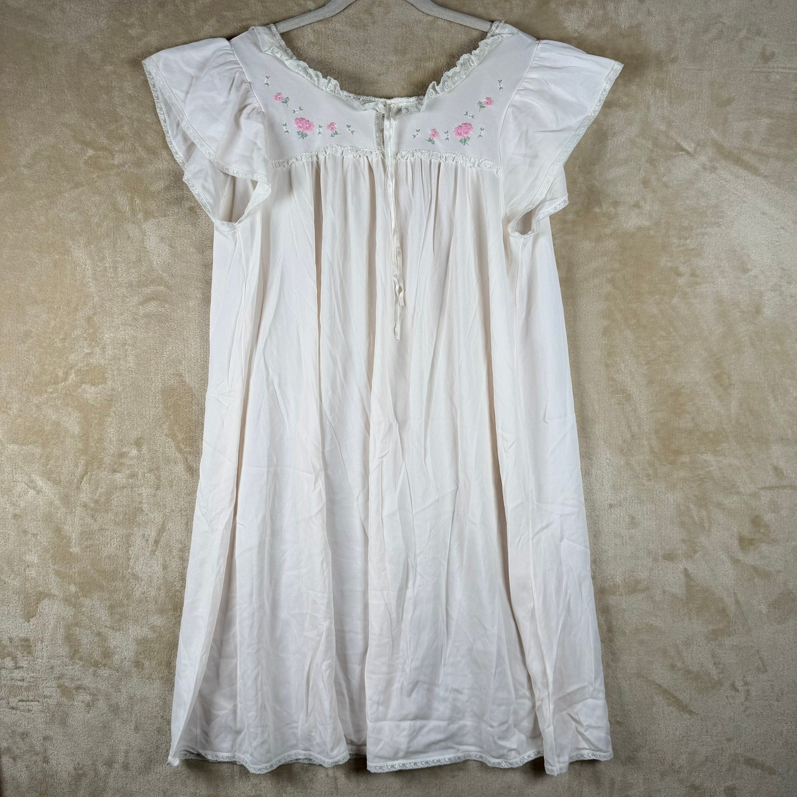 Miss Elaine Vintage White Floral Embroidered Lace Nightgown Size L Made in USA