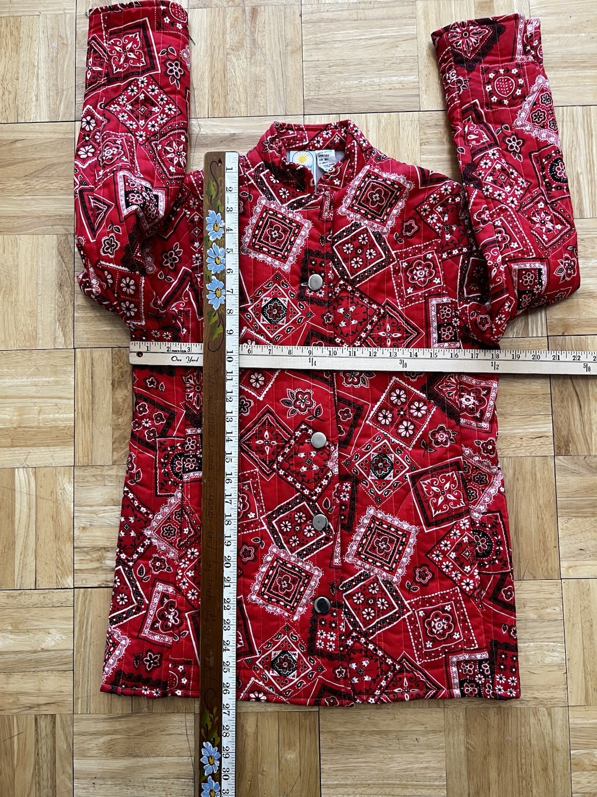 Vintage Red Bandana Paisley Print Quilt Coat Size Small Retro Festival 70s USA