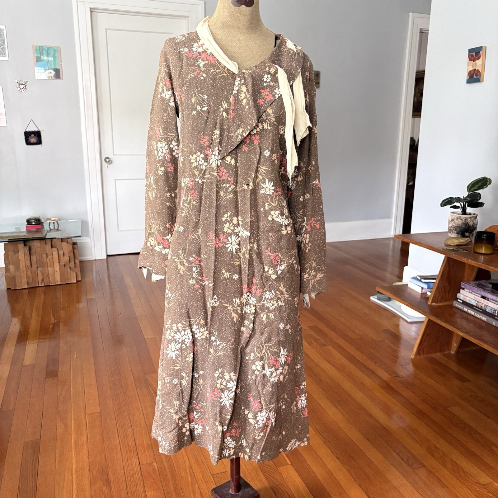 Vintage 1920s 30s Brown Floral Dress Long Sleeve Flapper Faded