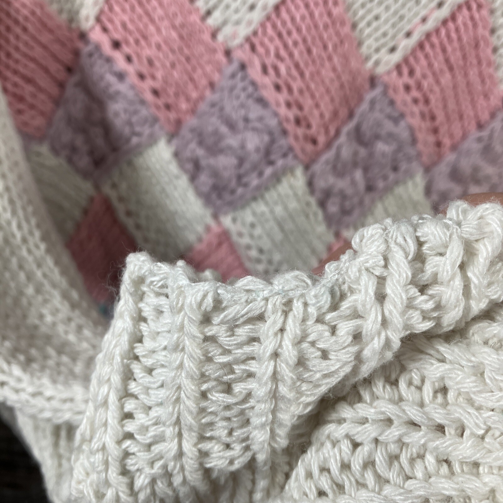 Vintage Chunky Knit Pastel Argyle Diamond Checkerboard Sweater Sz S White 80’s