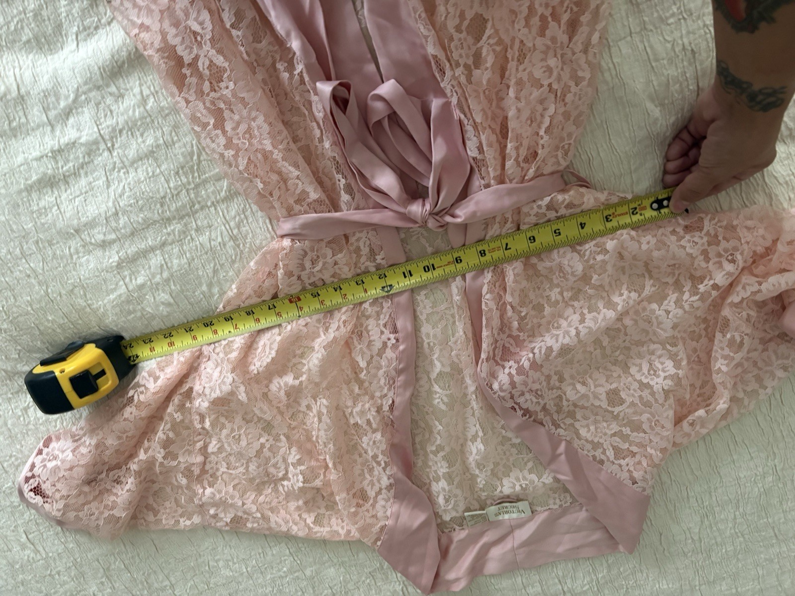Vintage Gold Label Victoria’s Secret Pink Lace Robe Satin Trim Tie Belt One Size