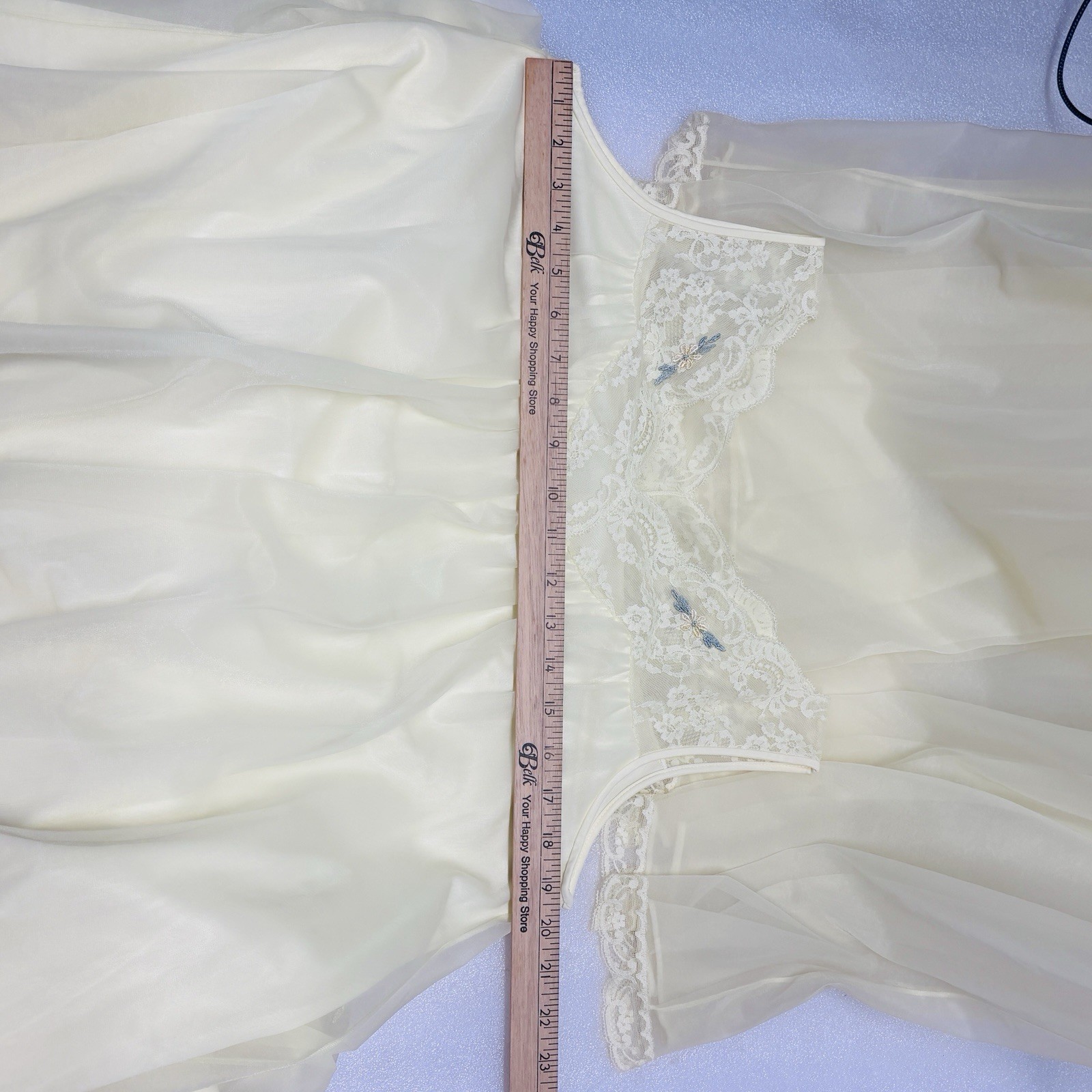 VTG Shadowline Bridal SILKY Peignoir Lace Trim Embroidered Nylon Robe Nightgown