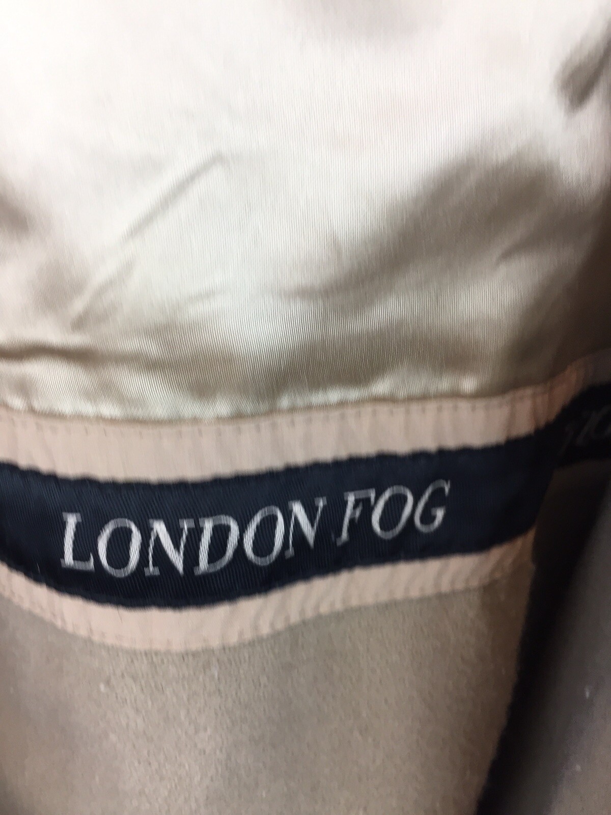 London Fog Trench Coat Womens Medium Beige Zip Out Lining Hood Classic Old Money