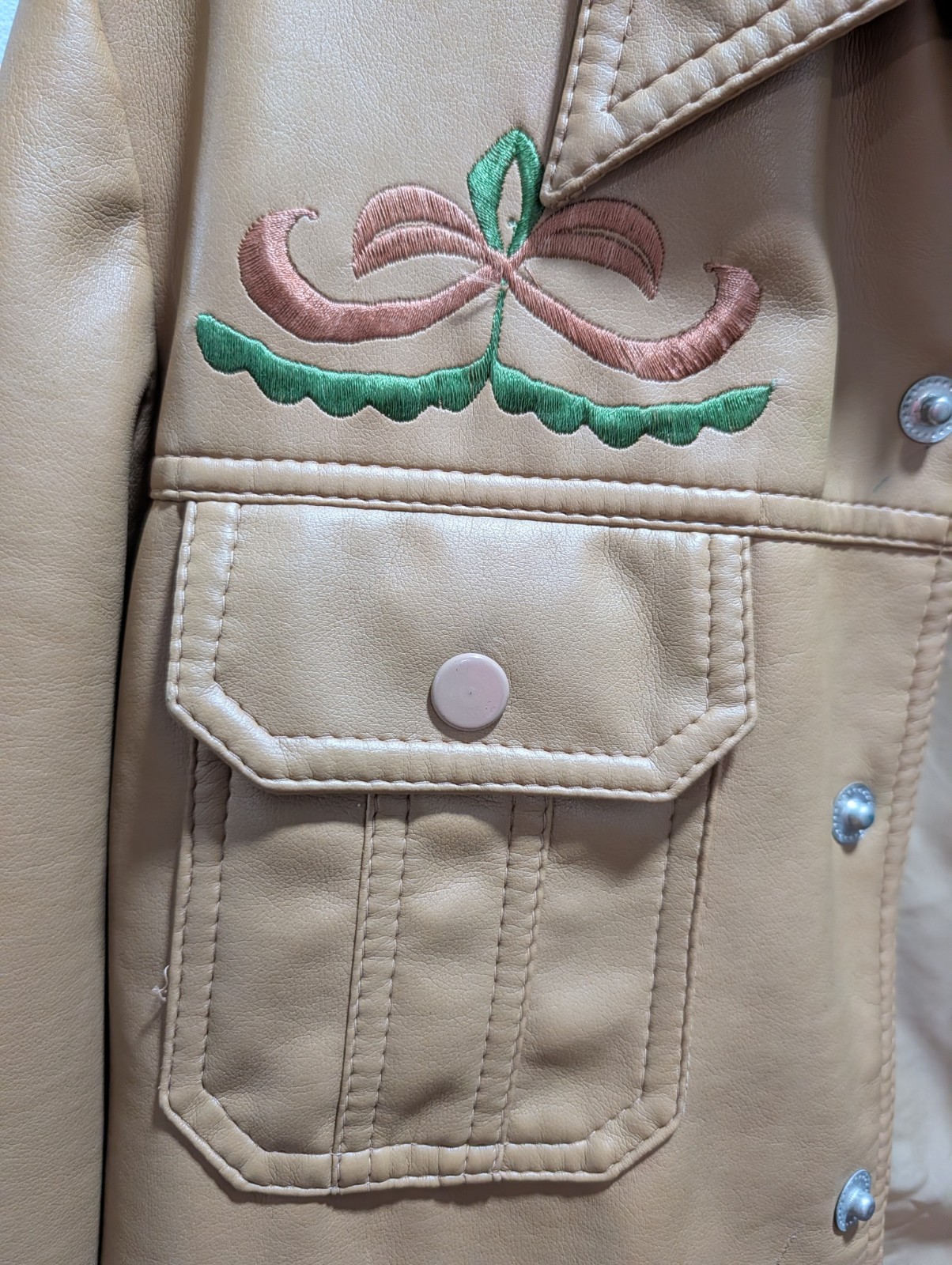 ​Vintage 1970s/1980s Dyna Touch Western-Style Faux Leather Jacket Women’s L