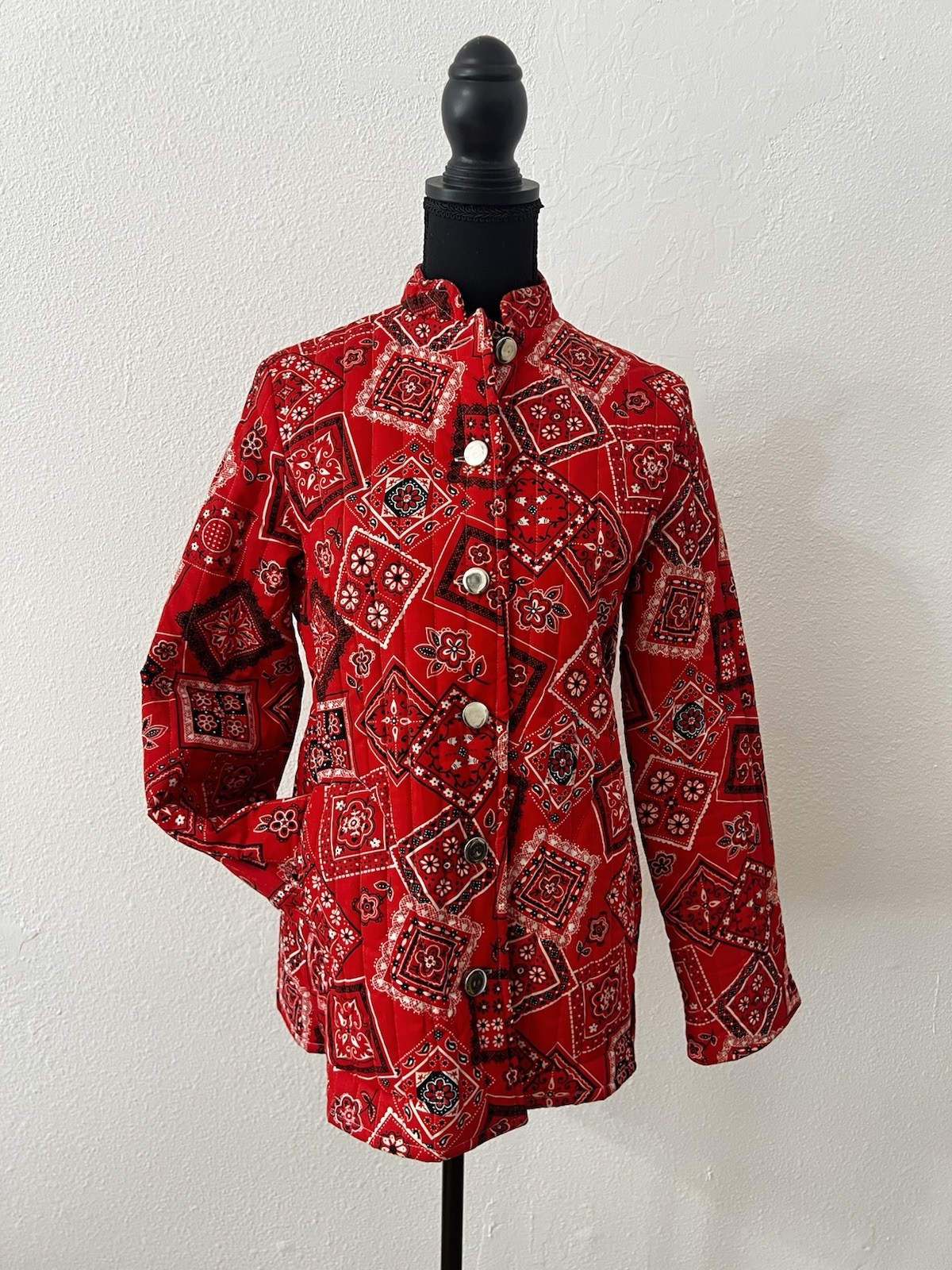 Vintage Red Bandana Paisley Print Quilt Coat Size Small Retro Festival 70s USA