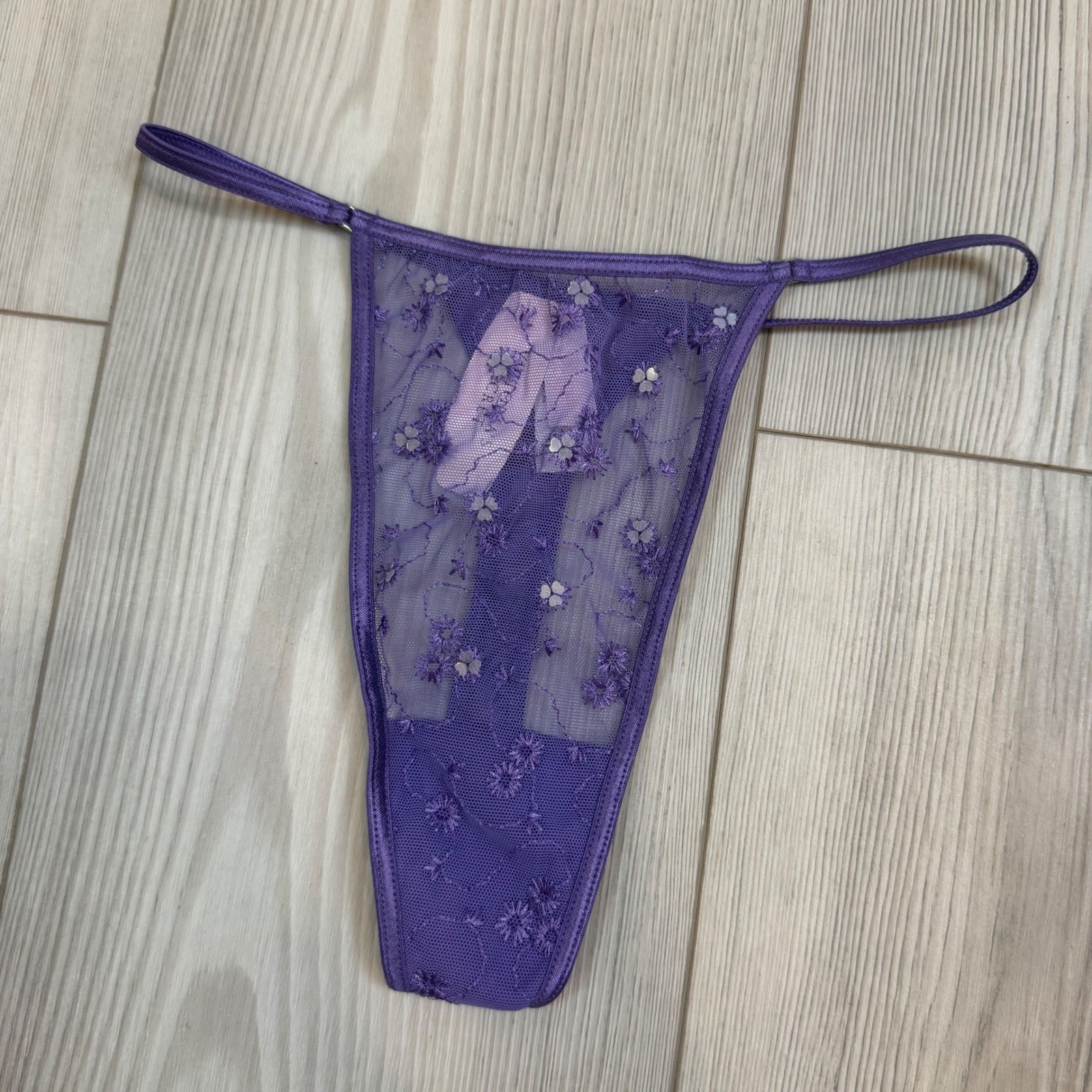 Vintage 2001 Victoria’s Secret Purple Floral Mesh Sequin Thong V-String NWT S