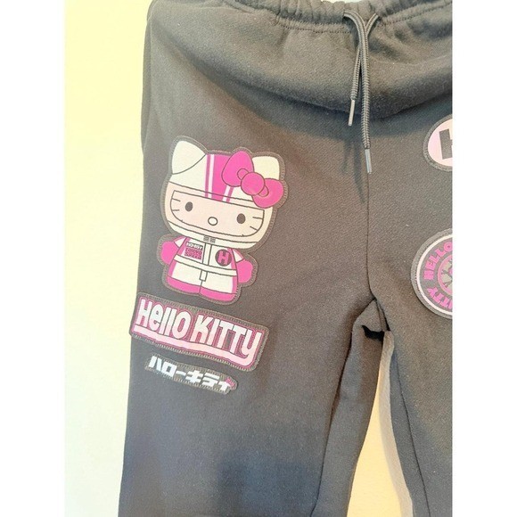 Hello Kitty juniors / women’s joggers sweat pants size XXS new with tags trendy