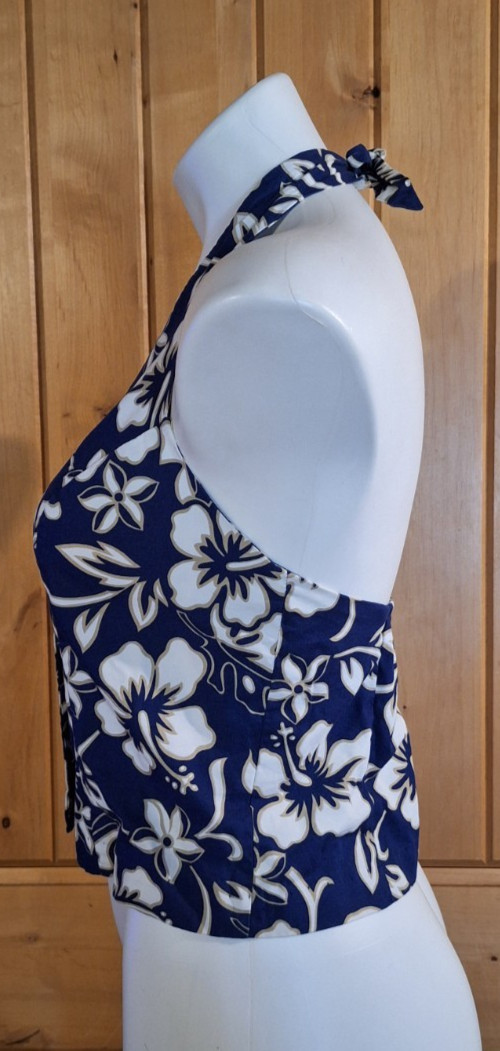 1990s Blue White Hawaiian Hisbicus Print Halter Top Pin Up Rockabilly Tiki Viva