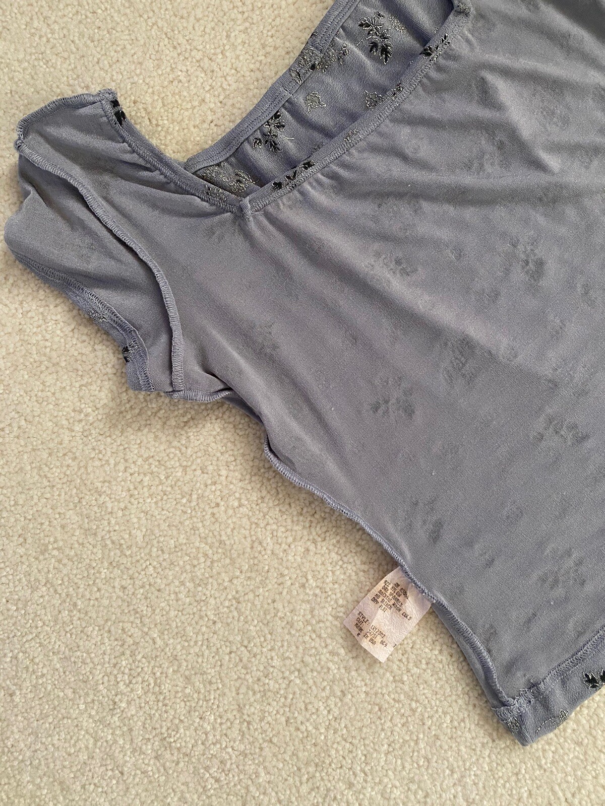 XOXO ~ Vintage 80’s 90’s ~ Gray Nylon Spandex Crop Top ~ Short Sleeves ~ Size M